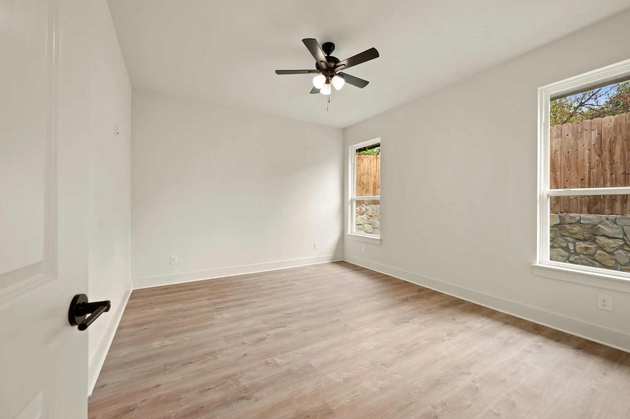 Single Family Residence For Sale in Hood County , 605 Mustang Trail, Granbury, Texas 76049, 3 Bedroom, 2 Bathroom, 2 Garage spaces, 1,535 Sqft, built in 2026, mls#21387199, Real Estate Agent in Granbury, Homes For Sale in Hood county, Homes For Sale in Granbury, Realtor in Granbury Texas, Real Estate Brokerage Independent Realty Texas, Luminita Cordes Realtor