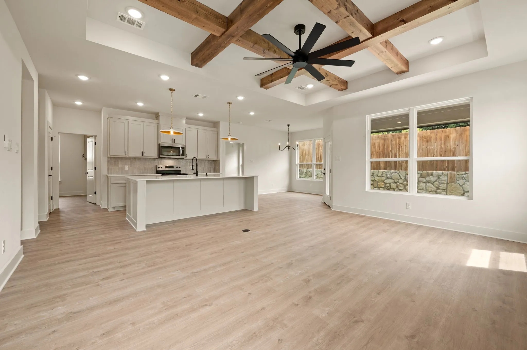 Single Family Residence For Sale in Hood County , 605 Mustang Trail, Granbury, Texas 76049, 3 Bedroom, 2 Bathroom, 2 Garage spaces, 1,535 Sqft, built in 2026, mls#21387199, Real Estate Agent in Granbury, Homes For Sale in Hood county, Homes For Sale in Granbury, Realtor in Granbury Texas, Real Estate Brokerage Independent Realty Texas, Luminita Cordes Realtor