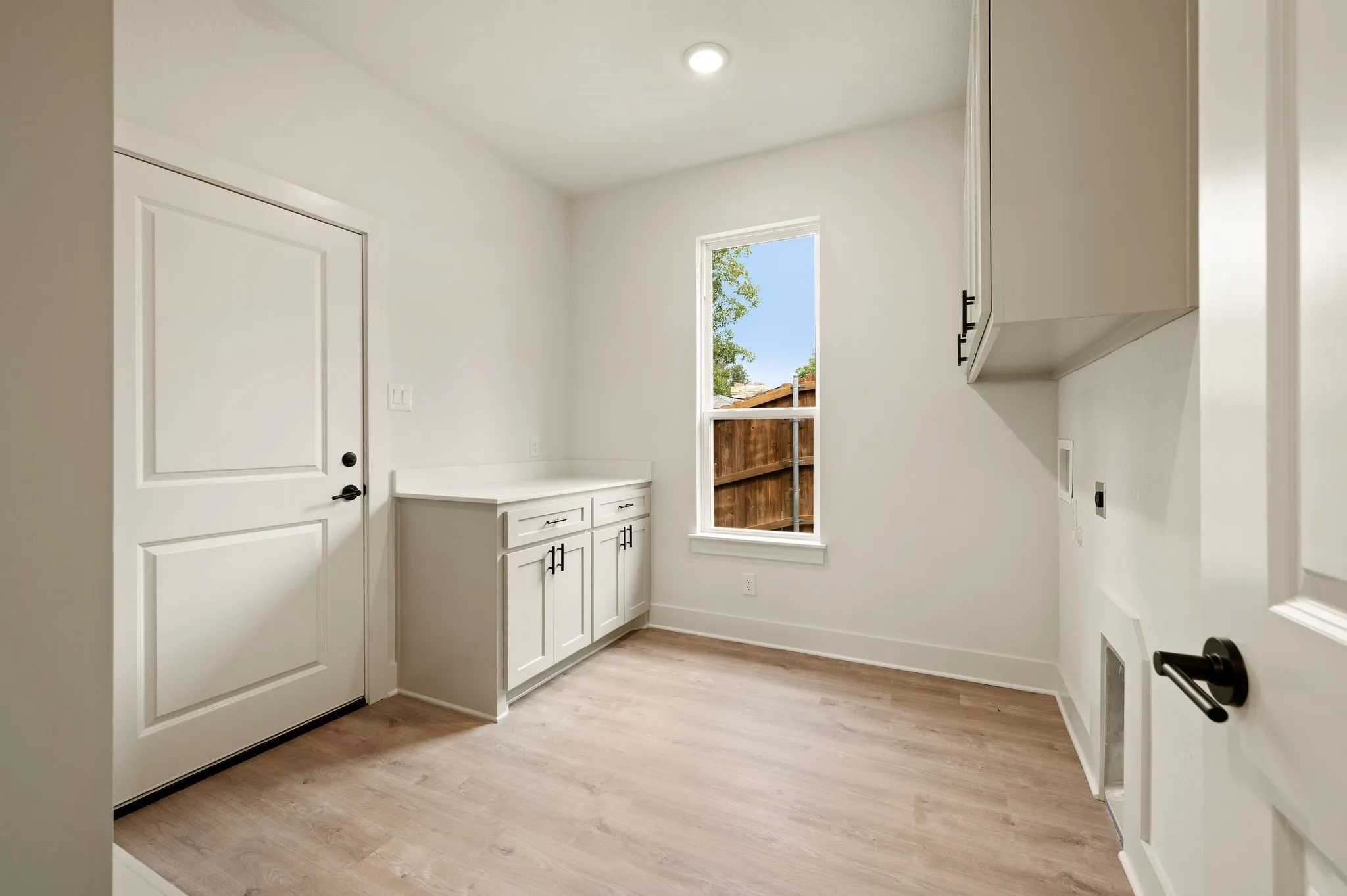 Single Family Residence For Sale in Hood County , 605 Mustang Trail, Granbury, Texas 76049, 3 Bedroom, 2 Bathroom, 2 Garage spaces, 1,535 Sqft, built in 2026, mls#21387199, Real Estate Agent in Granbury, Homes For Sale in Hood county, Homes For Sale in Granbury, Realtor in Granbury Texas, Real Estate Brokerage Independent Realty Texas, Luminita Cordes Realtor