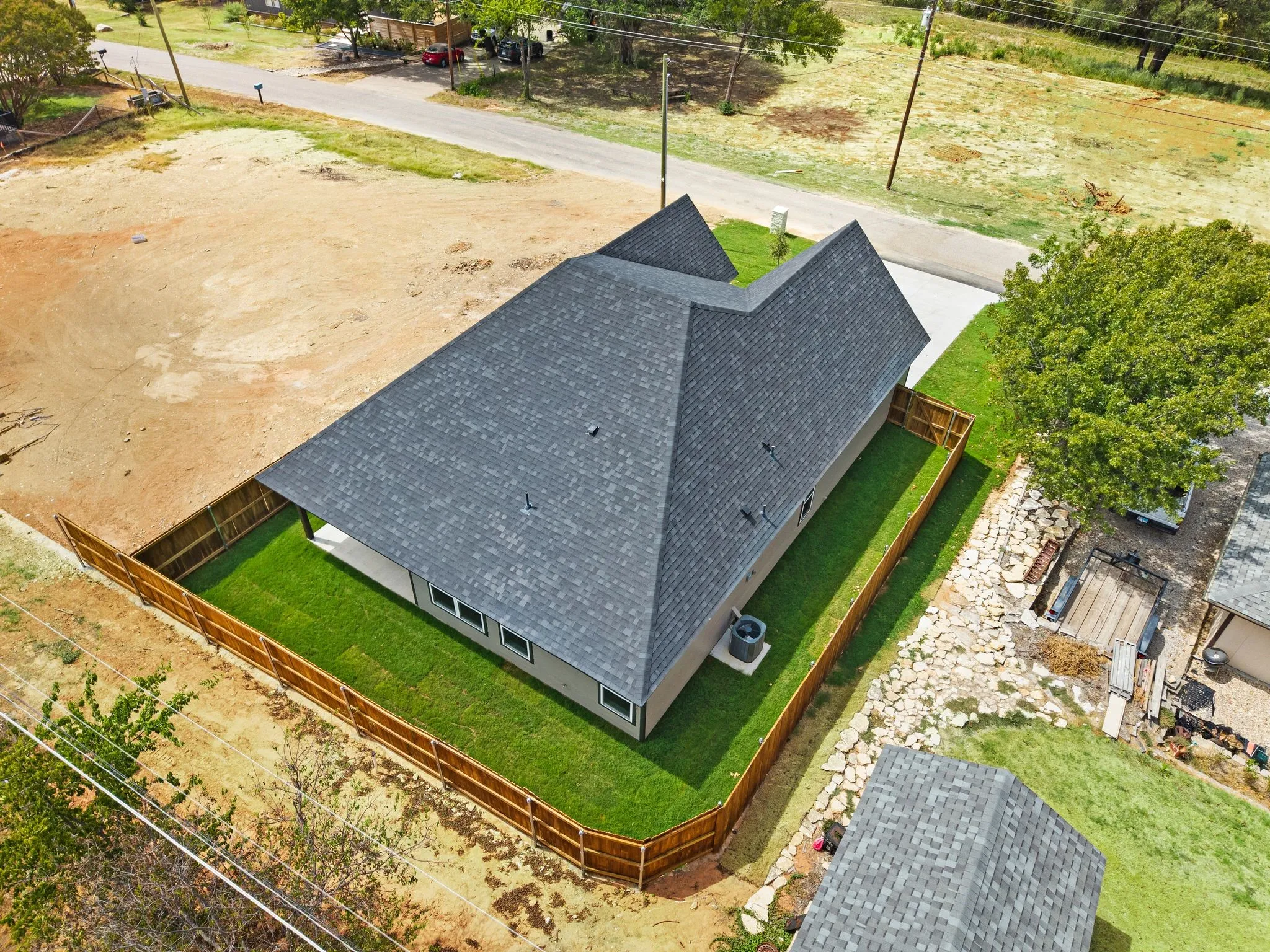 Single Family Residence For Sale in Hood County , 605 Mustang Trail, Granbury, Texas 76049, 3 Bedroom, 2 Bathroom, 2 Garage spaces, 1,535 Sqft, built in 2026, mls#21387199, Real Estate Agent in Granbury, Homes For Sale in Hood county, Homes For Sale in Granbury, Realtor in Granbury Texas, Real Estate Brokerage Independent Realty Texas, Luminita Cordes Realtor