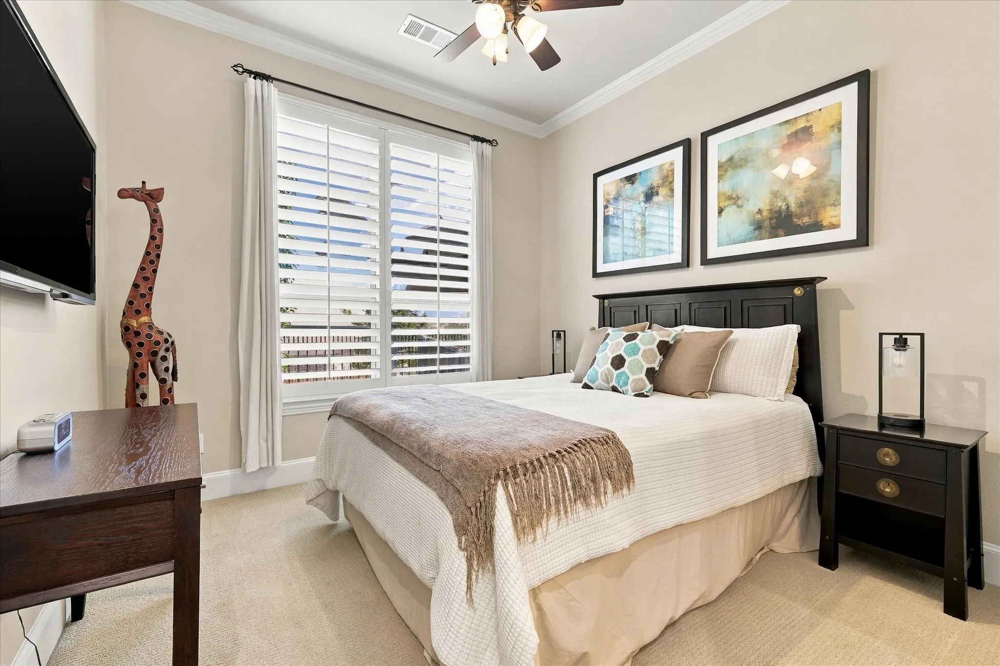 Single Family Residence For Rent in Denton County , 621 The Lakes Boulevard, Lewisville, Texas 75056, 3 Bedroom, 5 Bathroom, 2 Garage spaces, 2,717 Sqft, built in 2014, mls#21382317, Real Estate Agent in Lewisville, Homes For Rent in Denton county, Homes For Rent in Lewisville, Realtor in Lewisville Texas, Real Estate Brokerage Independent Realty Texas, Luminita Cordes Realtor