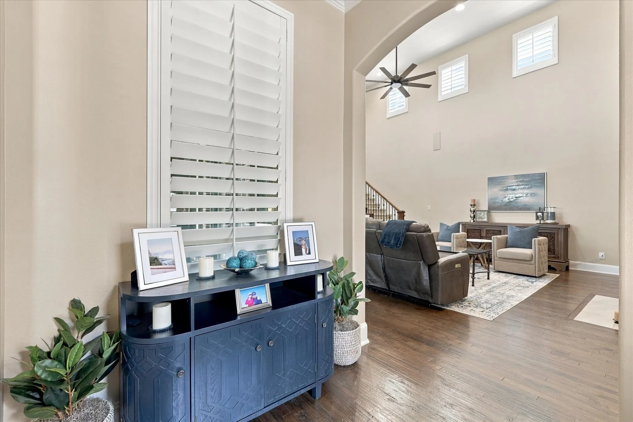Single Family Residence For Rent in Denton County , 621 The Lakes Boulevard, Lewisville, Texas 75056, 3 Bedroom, 5 Bathroom, 2 Garage spaces, 2,717 Sqft, built in 2014, mls#21382317, Real Estate Agent in Lewisville, Homes For Rent in Denton county, Homes For Rent in Lewisville, Realtor in Lewisville Texas, Real Estate Brokerage Independent Realty Texas, Luminita Cordes Realtor