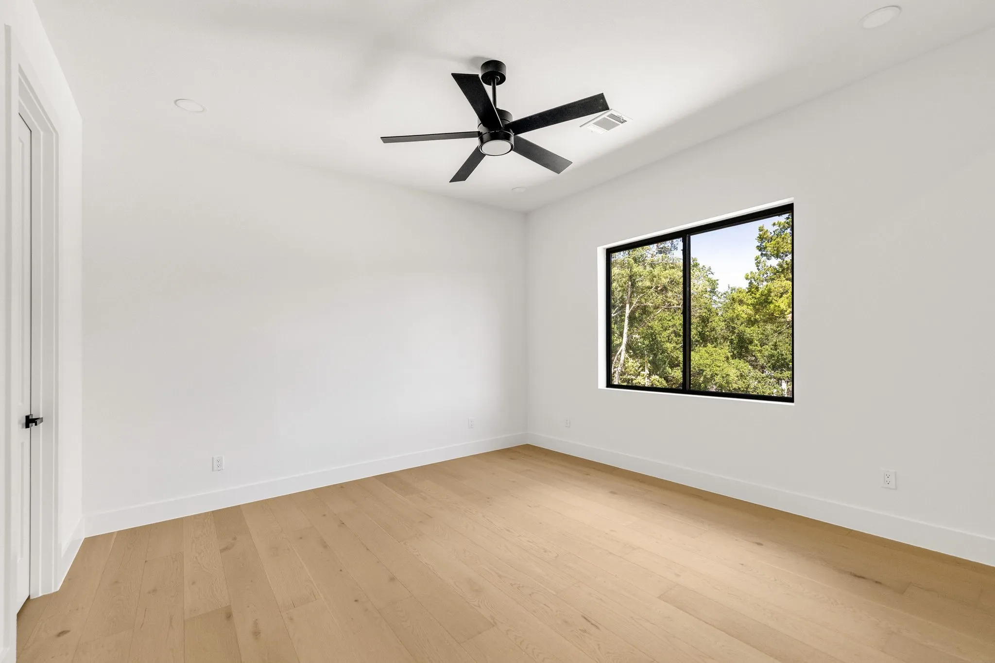 Single Family Residence For Sale in Rockwall County , 508 Summit Circle, Heath, Texas 75032, 4 Bedroom, 6 Bathroom, 3 Garage spaces, 3,715 Sqft, built in 2026, mls#21384478, Real Estate Agent in Heath, Homes For Sale in Rockwall county, Homes For Sale in Heath, Realtor in Heath Texas, Real Estate Brokerage Independent Realty Texas, Luminita Cordes Realtor