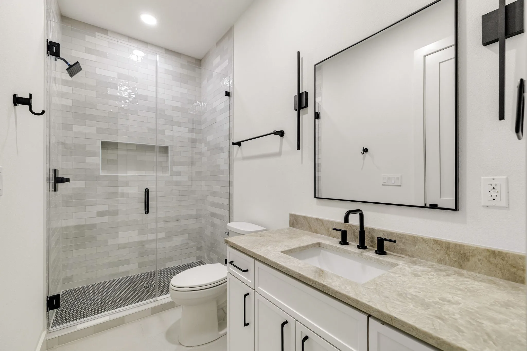 Single Family Residence For Sale in Rockwall County , 508 Summit Circle, Heath, Texas 75032, 4 Bedroom, 6 Bathroom, 3 Garage spaces, 3,715 Sqft, built in 2026, mls#21384478, Real Estate Agent in Heath, Homes For Sale in Rockwall county, Homes For Sale in Heath, Realtor in Heath Texas, Real Estate Brokerage Independent Realty Texas, Luminita Cordes Realtor