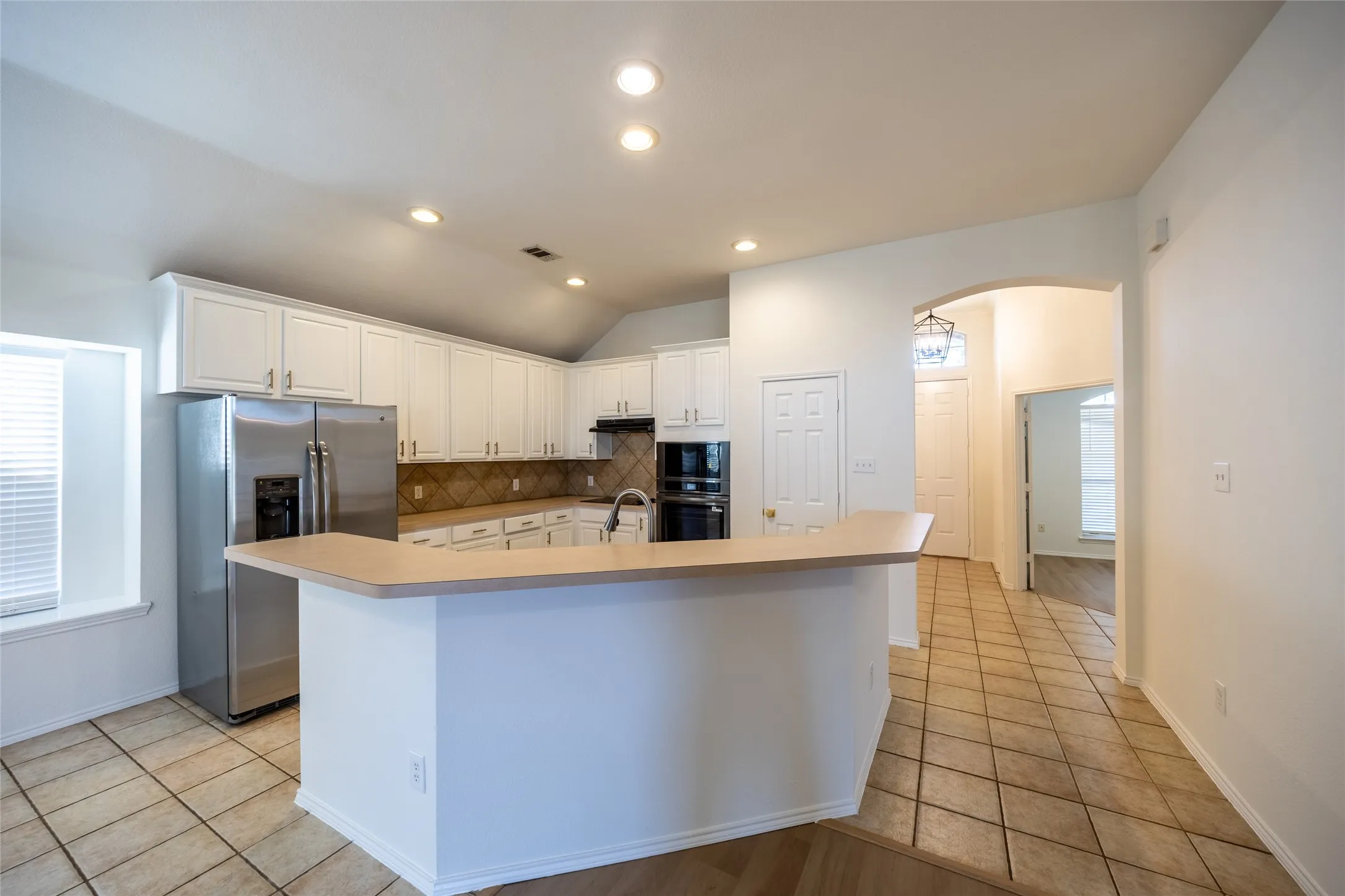 Single Family Residence For Rent in Denton County , 5708 Bedford Lane, The Colony, Texas 75056, 3 Bedroom, 2 Bathroom, 2 Garage spaces, 1,628 Sqft, built in 2001, mls#21387509, Real Estate Agent in The Colony, Homes For Rent in Denton county, Homes For Rent in The Colony, Realtor in The Colony Texas, Real Estate Brokerage Independent Realty Texas, Luminita Cordes Realtor