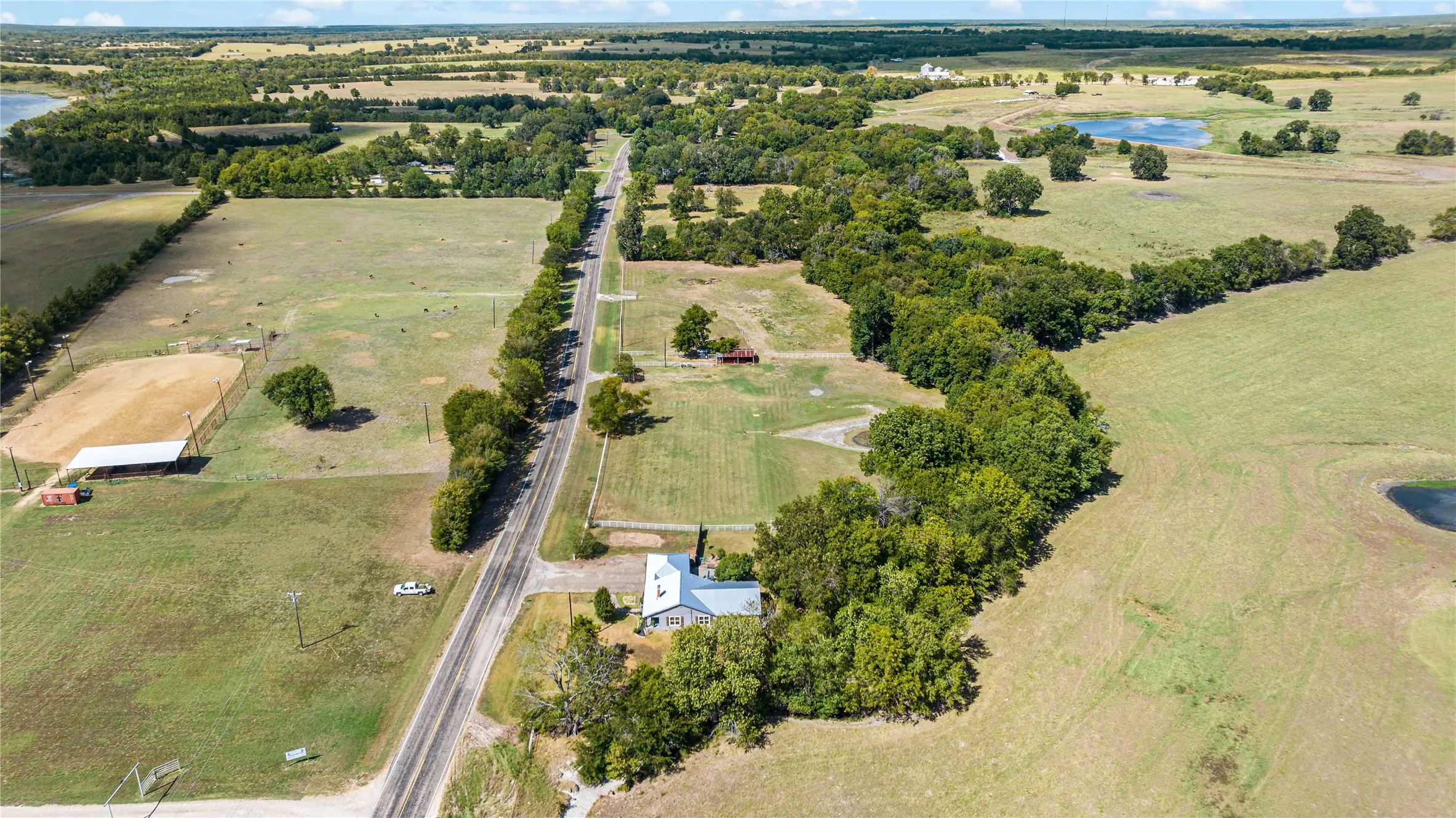 Single Family Residence For Sale in Red River (TX) County , 478 FM 1159, Clarksville, Texas 75426, 3 Bedroom, 2 Bathroom, Garage spaces, 1,952 Sqft, built in 0, mls#21387526, Real Estate Agent in Clarksville, Homes For Sale in Red River (TX) county, Homes For Sale in Clarksville, Realtor in Clarksville Texas, Real Estate Brokerage Independent Realty Texas, Luminita Cordes Realtor