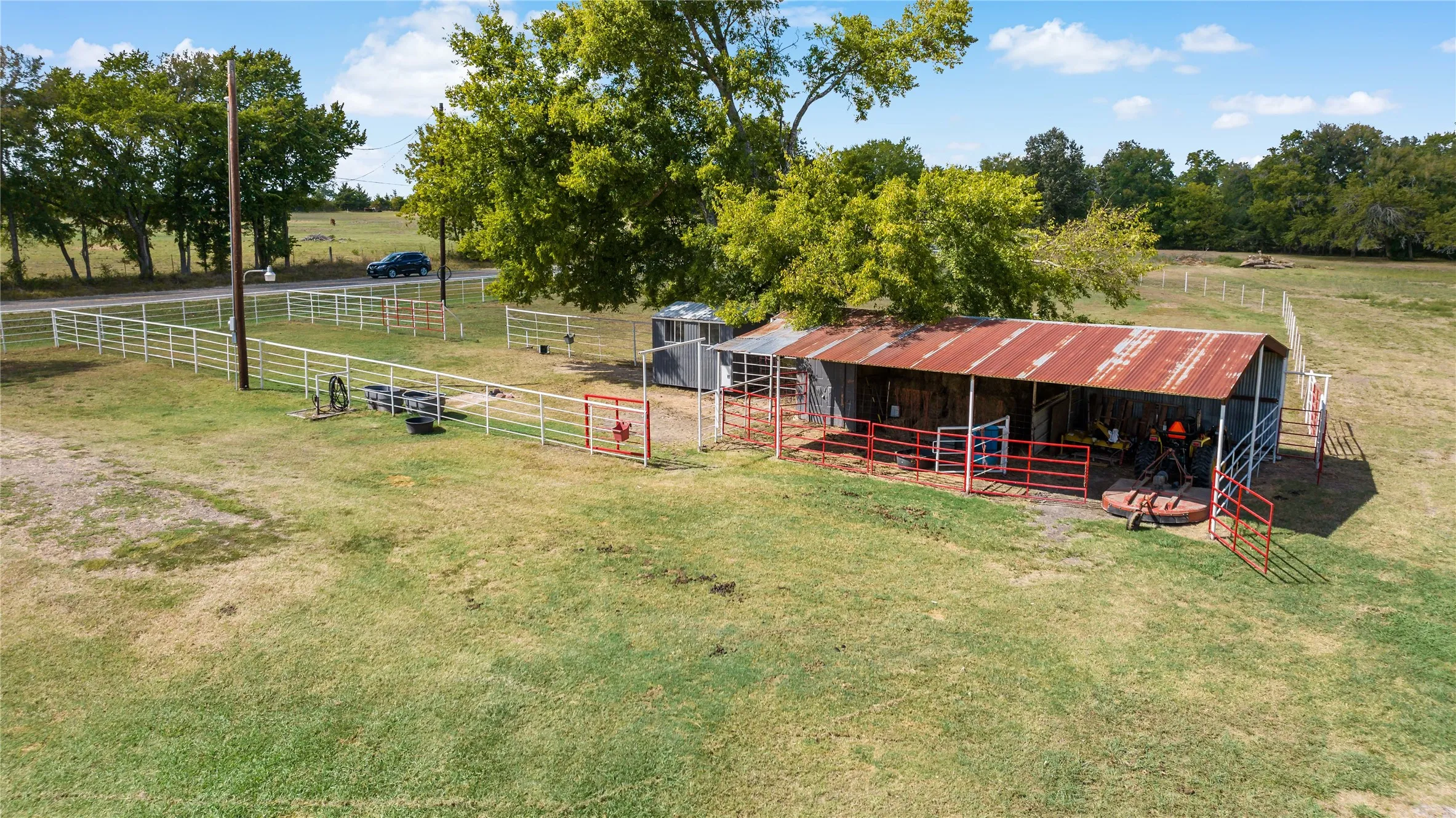 Single Family Residence For Sale in Red River (TX) County , 478 FM 1159, Clarksville, Texas 75426, 3 Bedroom, 2 Bathroom, Garage spaces, 1,952 Sqft, built in 0, mls#21387526, Real Estate Agent in Clarksville, Homes For Sale in Red River (TX) county, Homes For Sale in Clarksville, Realtor in Clarksville Texas, Real Estate Brokerage Independent Realty Texas, Luminita Cordes Realtor