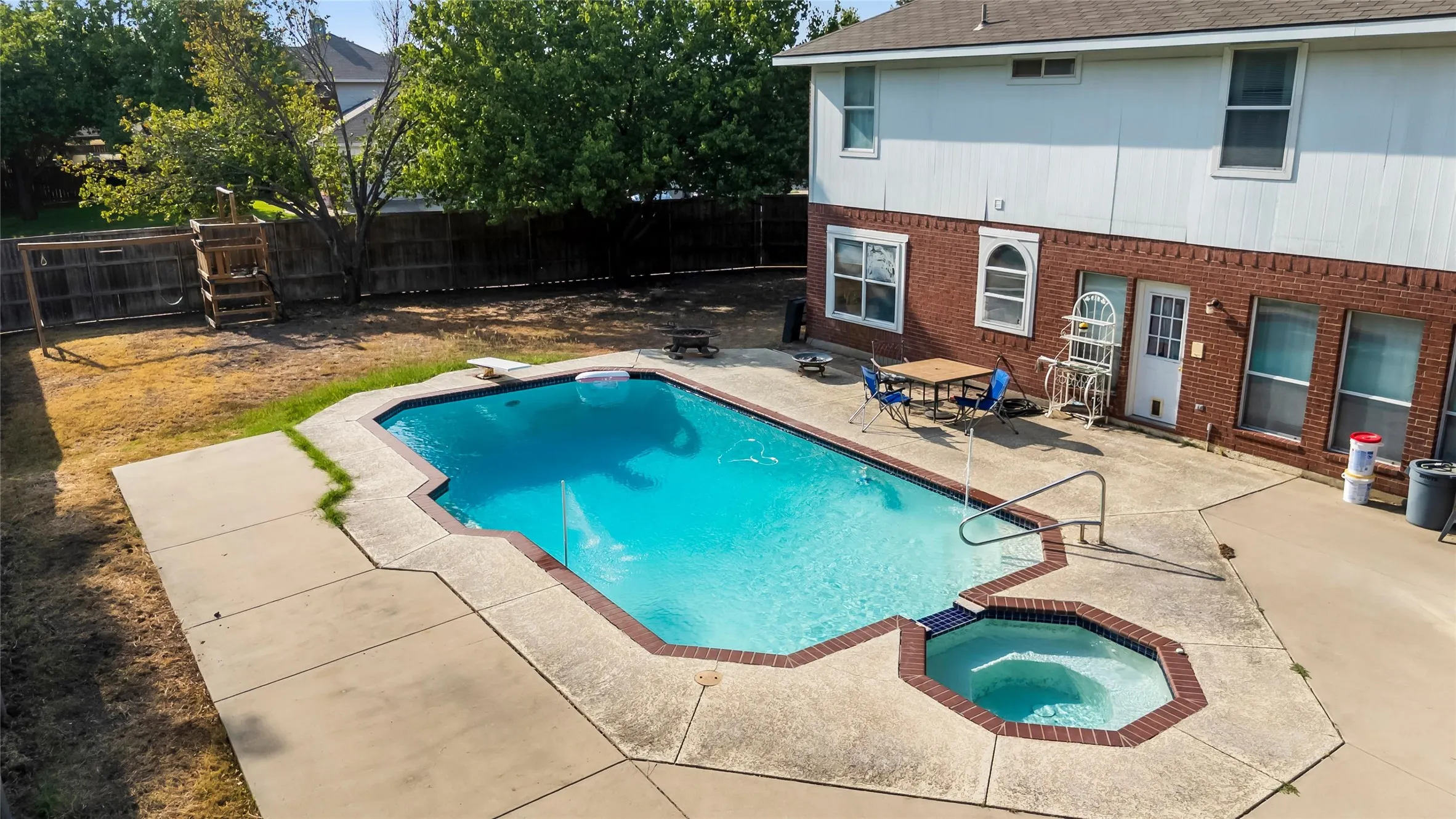 Single Family Residence For Sale in Collin County , 1700 Eastfork Lane, Wylie, Texas 75098, 4 Bedroom, 3 Bathroom, 2 Garage spaces, 2,617 Sqft, built in 2001, mls#21387522, Real Estate Agent in Wylie, Homes For Sale in Collin county, Homes For Sale in Wylie, Realtor in Wylie Texas, Real Estate Brokerage Independent Realty Texas, Luminita Cordes Realtor