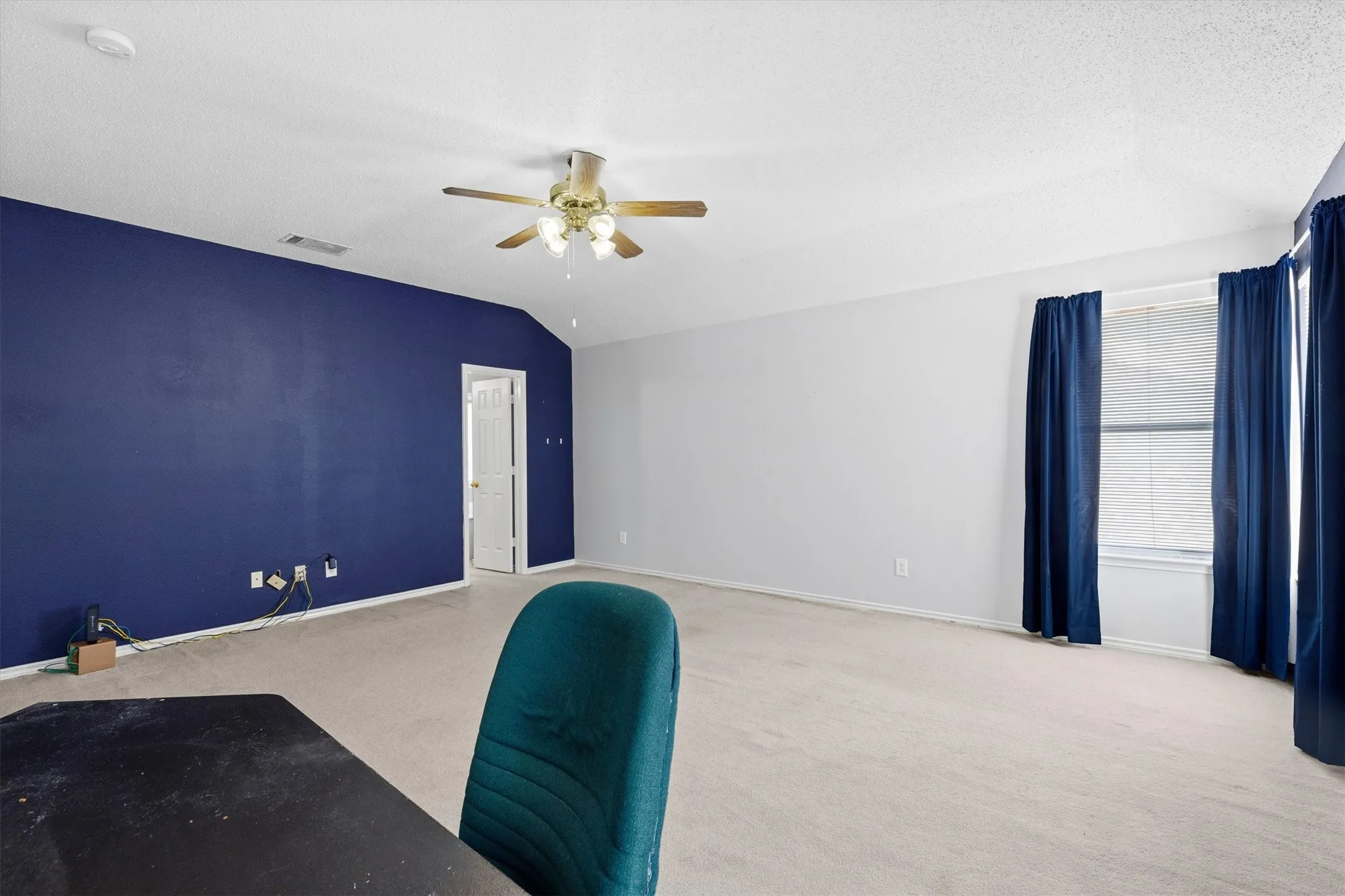 Single Family Residence For Sale in Collin County , 1700 Eastfork Lane, Wylie, Texas 75098, 4 Bedroom, 3 Bathroom, 2 Garage spaces, 2,617 Sqft, built in 2001, mls#21387522, Real Estate Agent in Wylie, Homes For Sale in Collin county, Homes For Sale in Wylie, Realtor in Wylie Texas, Real Estate Brokerage Independent Realty Texas, Luminita Cordes Realtor