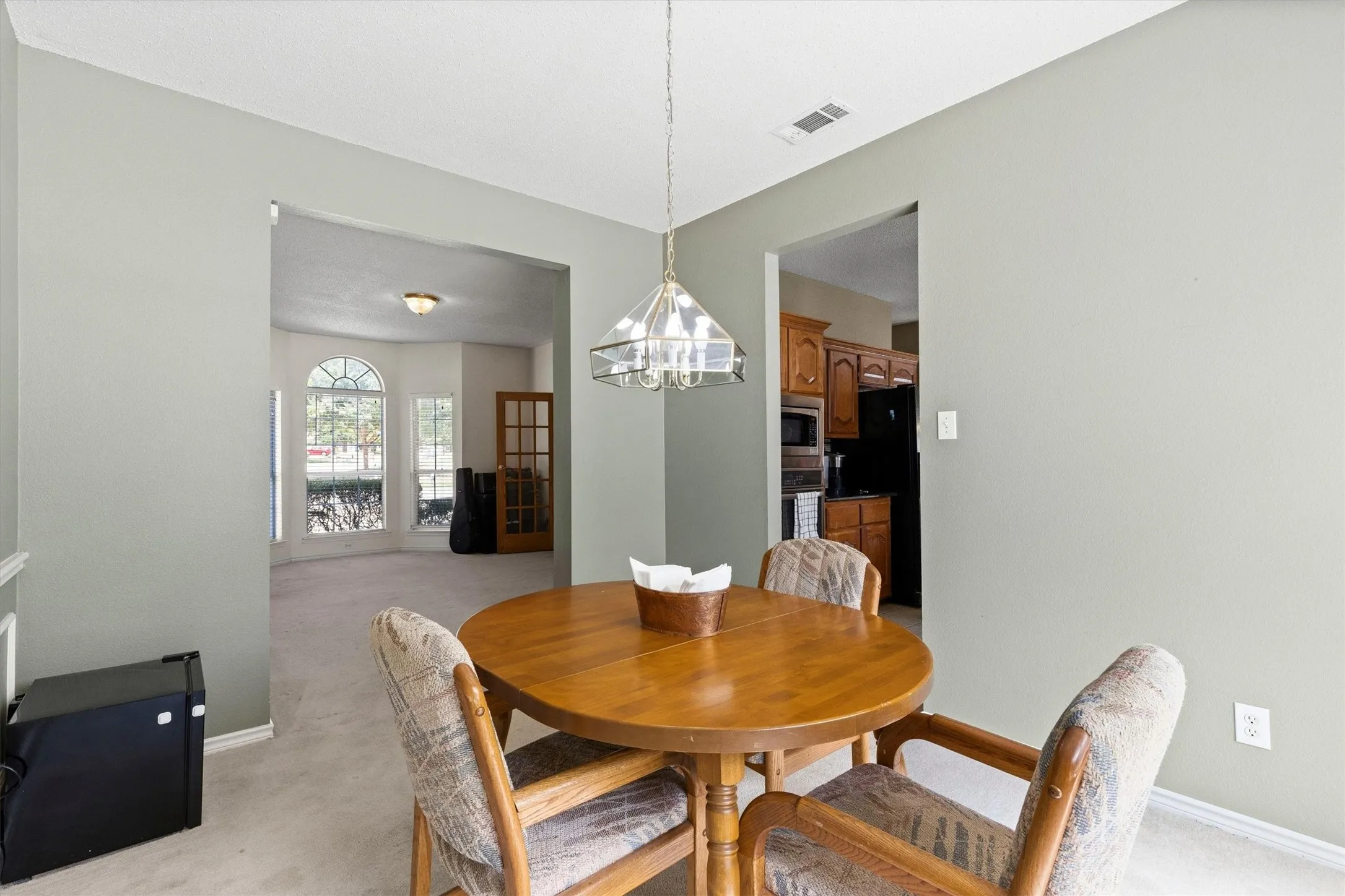 Single Family Residence For Sale in Collin County , 1700 Eastfork Lane, Wylie, Texas 75098, 4 Bedroom, 3 Bathroom, 2 Garage spaces, 2,617 Sqft, built in 2001, mls#21387522, Real Estate Agent in Wylie, Homes For Sale in Collin county, Homes For Sale in Wylie, Realtor in Wylie Texas, Real Estate Brokerage Independent Realty Texas, Luminita Cordes Realtor