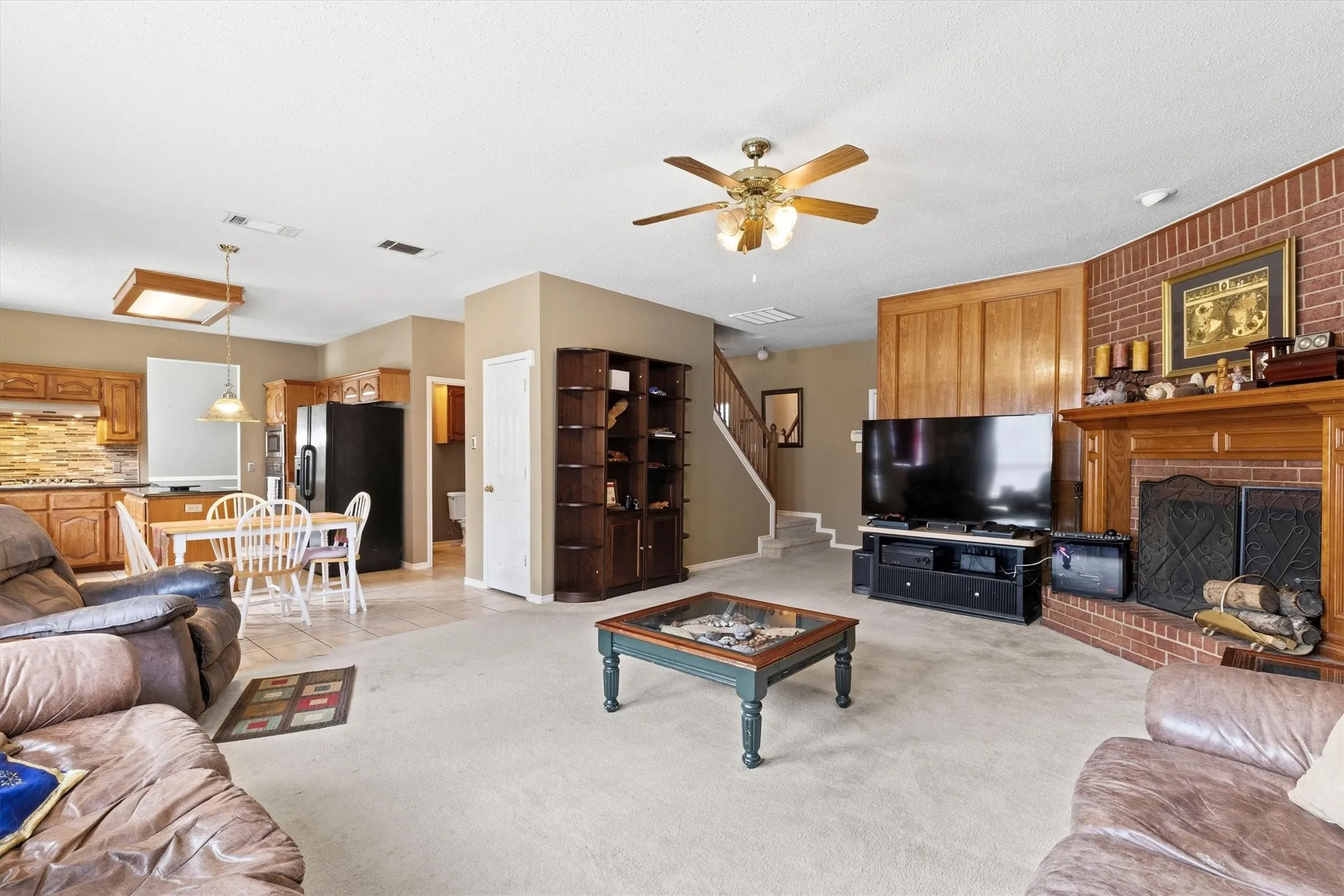 Single Family Residence For Sale in Collin County , 1700 Eastfork Lane, Wylie, Texas 75098, 4 Bedroom, 3 Bathroom, 2 Garage spaces, 2,617 Sqft, built in 2001, mls#21387522, Real Estate Agent in Wylie, Homes For Sale in Collin county, Homes For Sale in Wylie, Realtor in Wylie Texas, Real Estate Brokerage Independent Realty Texas, Luminita Cordes Realtor