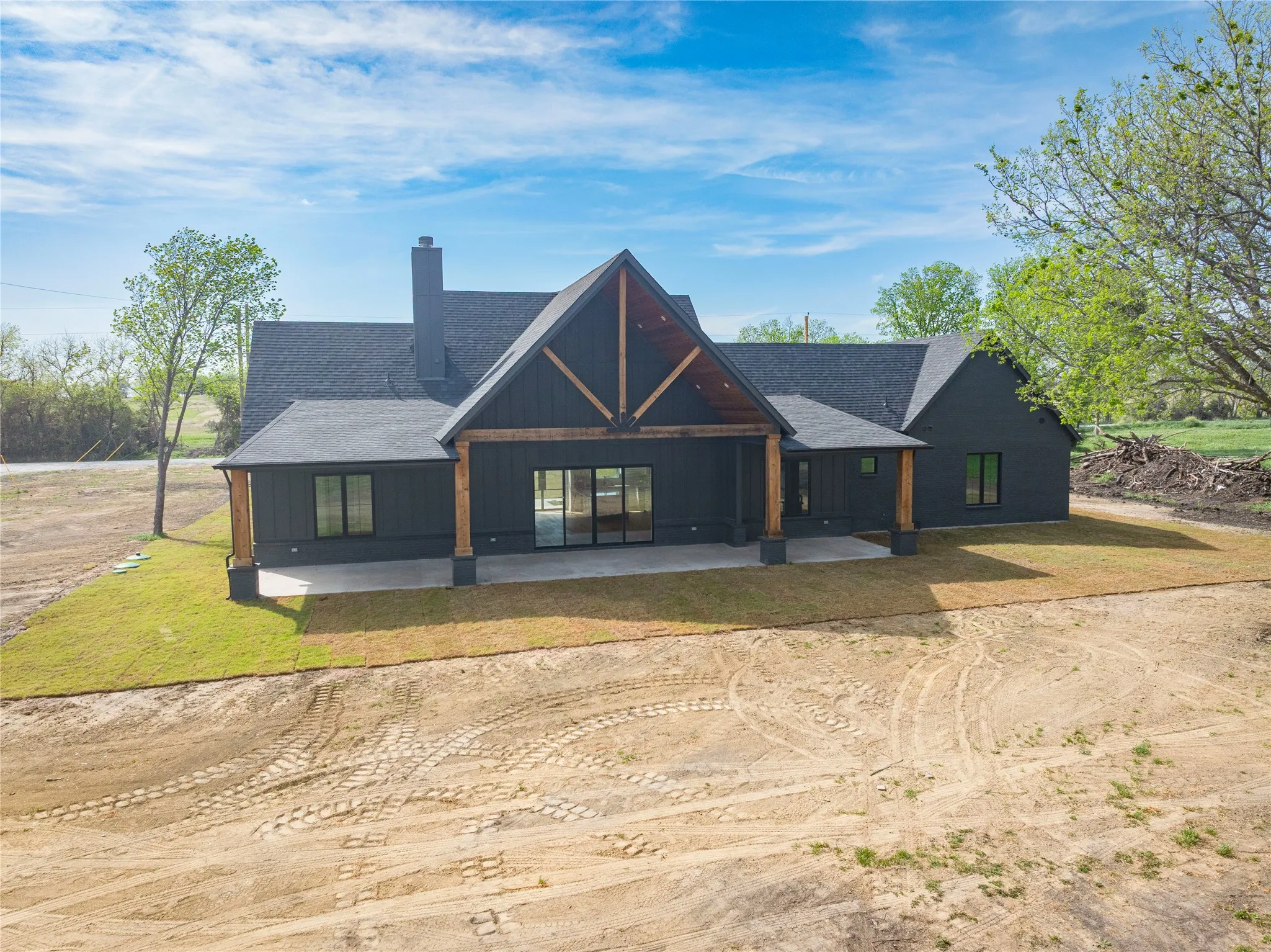Single Family Residence For Sale in Hunt County , 4863 County Road 1098, Celeste, Texas 75423, 3 Bedroom, 4 Bathroom, 2 Garage spaces, 2,310 Sqft, built in 2025, mls#21387553, Real Estate Agent in Celeste, Homes For Sale in Hunt county, Homes For Sale in Celeste, Realtor in Celeste Texas, Real Estate Brokerage Independent Realty Texas, Luminita Cordes Realtor