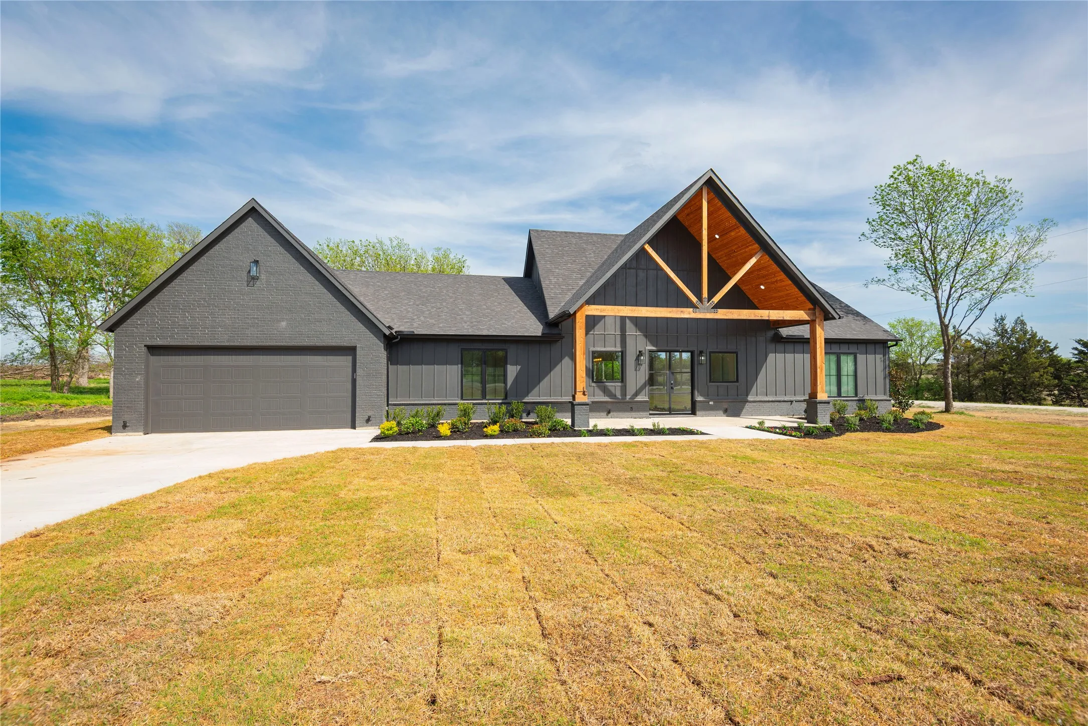 Single Family Residence For Sale in Hunt County , 4863 County Road 1098, Celeste, Texas 75423, 3 Bedroom, 4 Bathroom, 2 Garage spaces, 2,310 Sqft, built in 2025, mls#21387553, Real Estate Agent in Celeste, Homes For Sale in Hunt county, Homes For Sale in Celeste, Realtor in Celeste Texas, Real Estate Brokerage Independent Realty Texas, Luminita Cordes Realtor