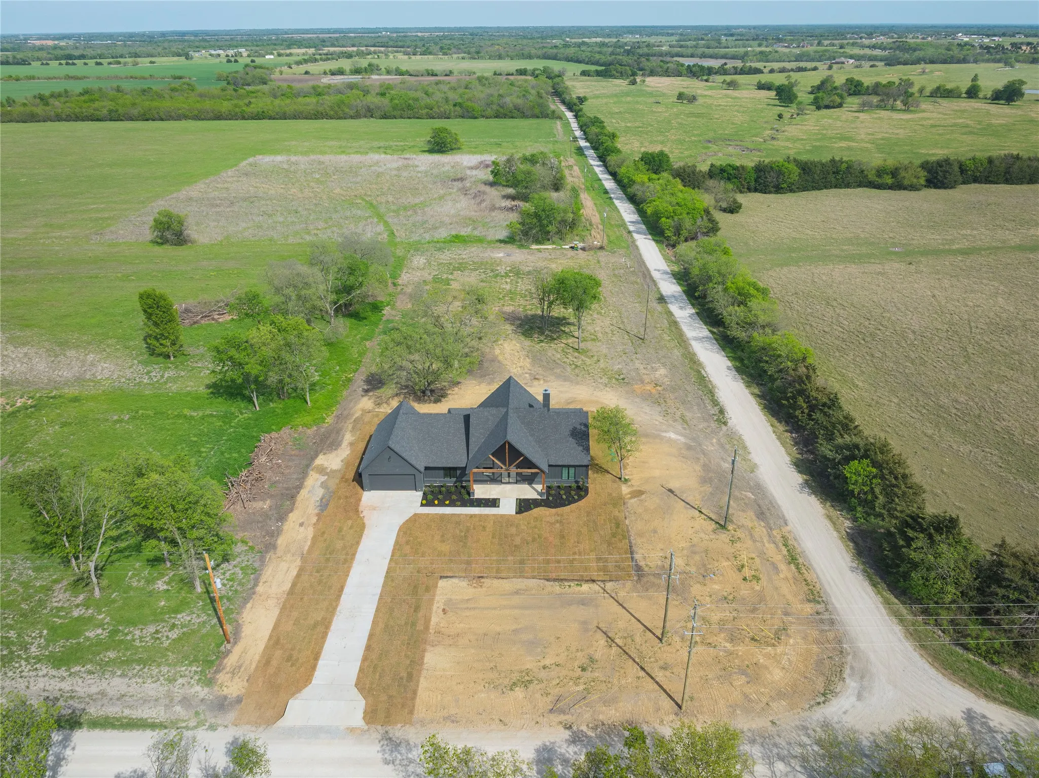 Single Family Residence For Sale in Hunt County , 4863 County Road 1098, Celeste, Texas 75423, 3 Bedroom, 4 Bathroom, 2 Garage spaces, 2,310 Sqft, built in 2025, mls#21387553, Real Estate Agent in Celeste, Homes For Sale in Hunt county, Homes For Sale in Celeste, Realtor in Celeste Texas, Real Estate Brokerage Independent Realty Texas, Luminita Cordes Realtor