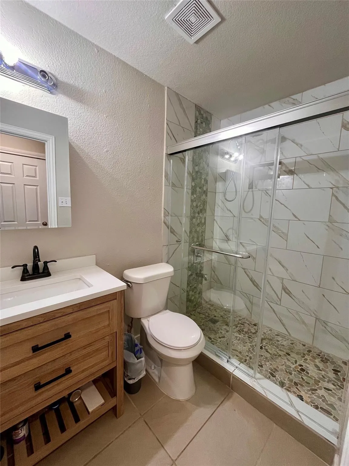 Single Family Residence For Rent in Dallas County , 2336 Summit Lane, Dallas, Texas 75227, 3 Bedroom, 2 Bathroom, 1 Garage spaces, 1,200 Sqft, built in 1999, mls#21387555, Real Estate Agent in Dallas, Homes For Rent in Dallas county, Homes For Rent in Dallas, Realtor in Dallas Texas, Real Estate Brokerage Independent Realty Texas, Luminita Cordes Realtor
