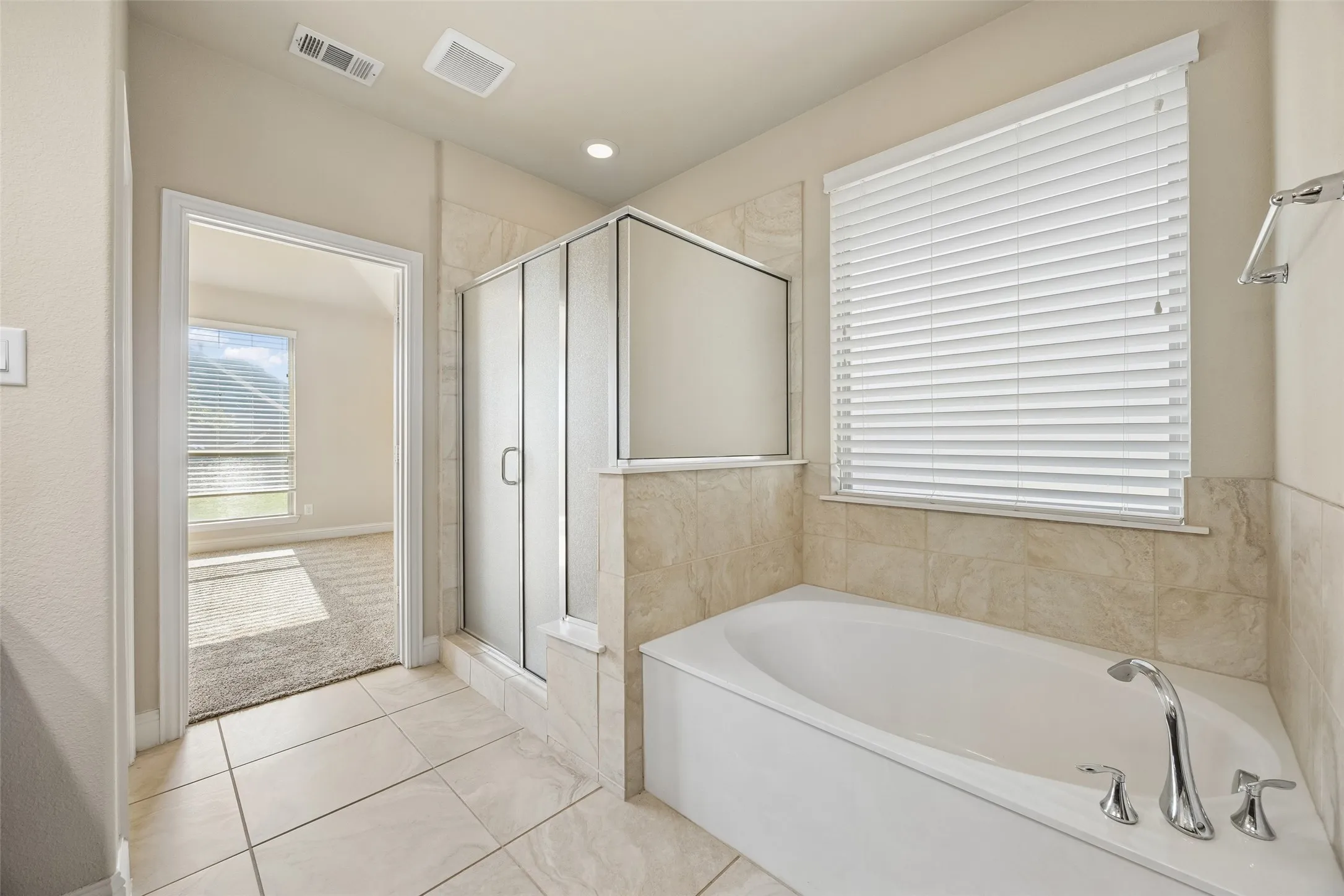 Single Family Residence For Rent in Denton County , 1824 Balboa Park Drive, Prosper, Texas 75078, 5 Bedroom, 3 Bathroom, 2 Garage spaces, 3,082 Sqft, built in 2016, mls#21382806, Real Estate Agent in Prosper, Homes For Rent in Denton county, Homes For Rent in Prosper, Realtor in Prosper Texas, Real Estate Brokerage Independent Realty Texas, Luminita Cordes Realtor