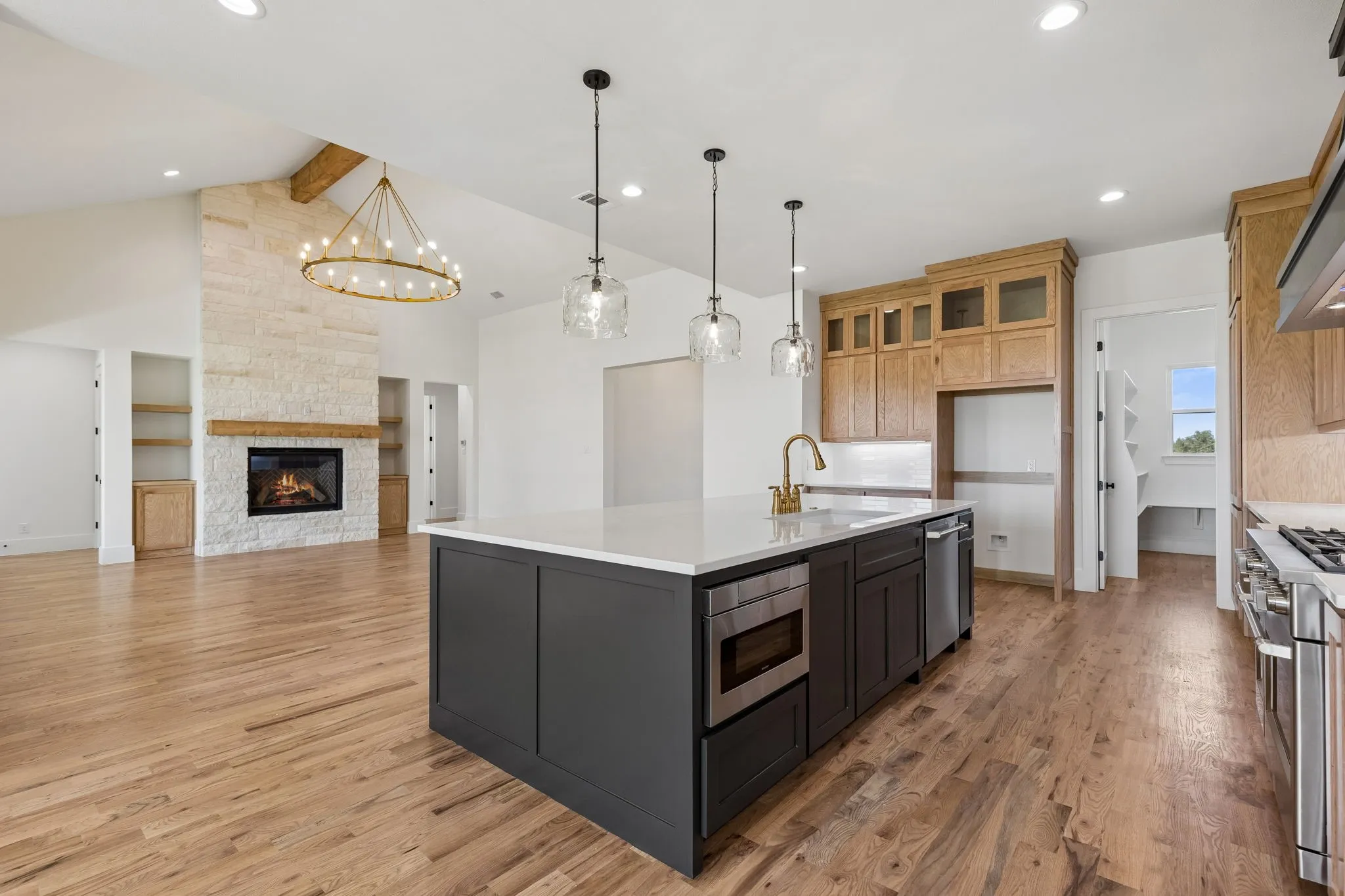 Single Family Residence For Sale in Parker County , 2053 Preserve Trail, Weatherford, Texas 76088, 4 Bedroom, 3 Bathroom, 3 Garage spaces, 3,114 Sqft, built in 2026, mls#21382395, Real Estate Agent in Weatherford, Homes For Sale in Parker county, Homes For Sale in Weatherford, Realtor in Weatherford Texas, Real Estate Brokerage Independent Realty Texas, Luminita Cordes Realtor
