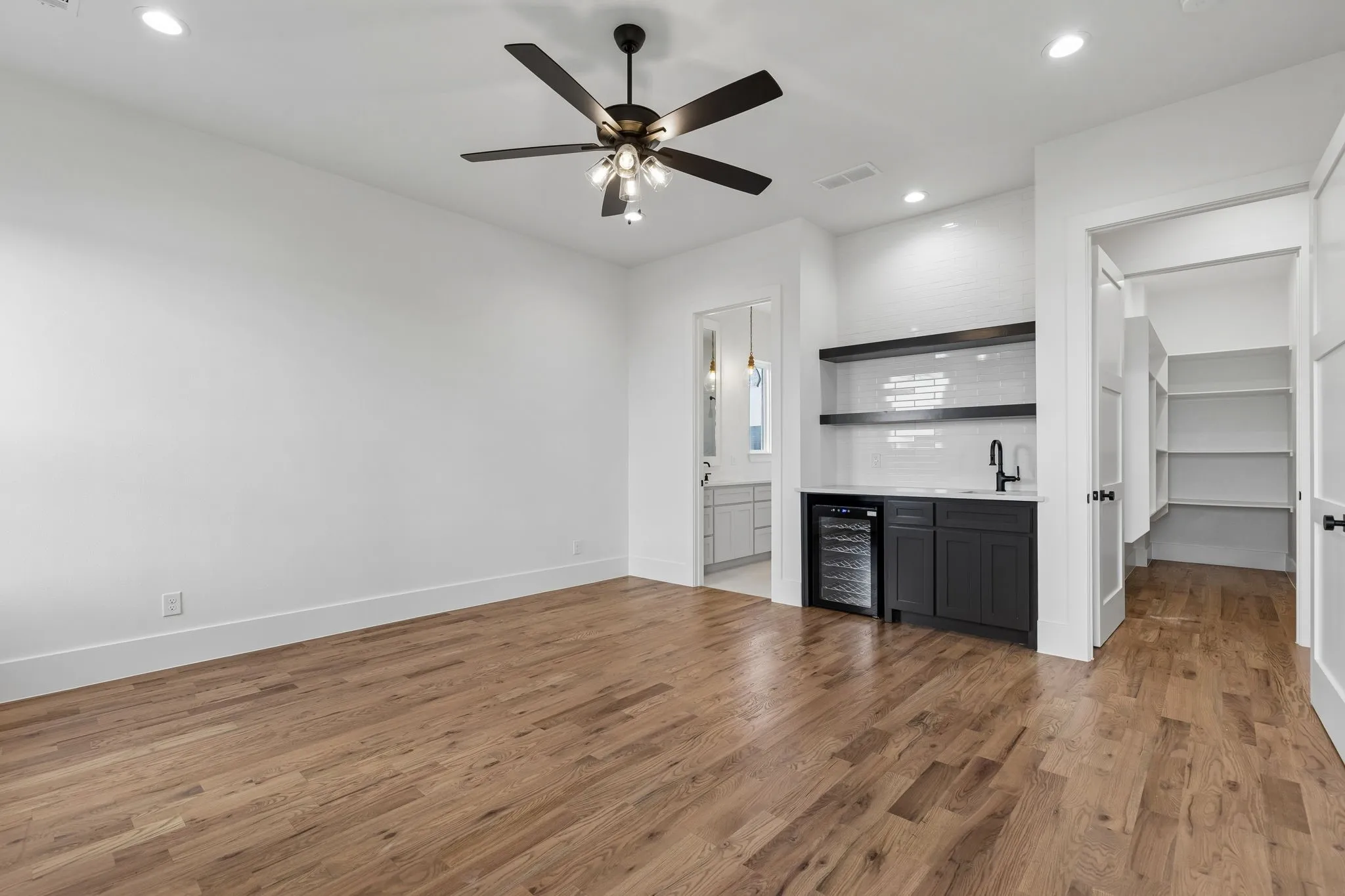 Single Family Residence For Sale in Parker County , 2053 Preserve Trail, Weatherford, Texas 76088, 4 Bedroom, 3 Bathroom, 3 Garage spaces, 3,114 Sqft, built in 2026, mls#21382395, Real Estate Agent in Weatherford, Homes For Sale in Parker county, Homes For Sale in Weatherford, Realtor in Weatherford Texas, Real Estate Brokerage Independent Realty Texas, Luminita Cordes Realtor