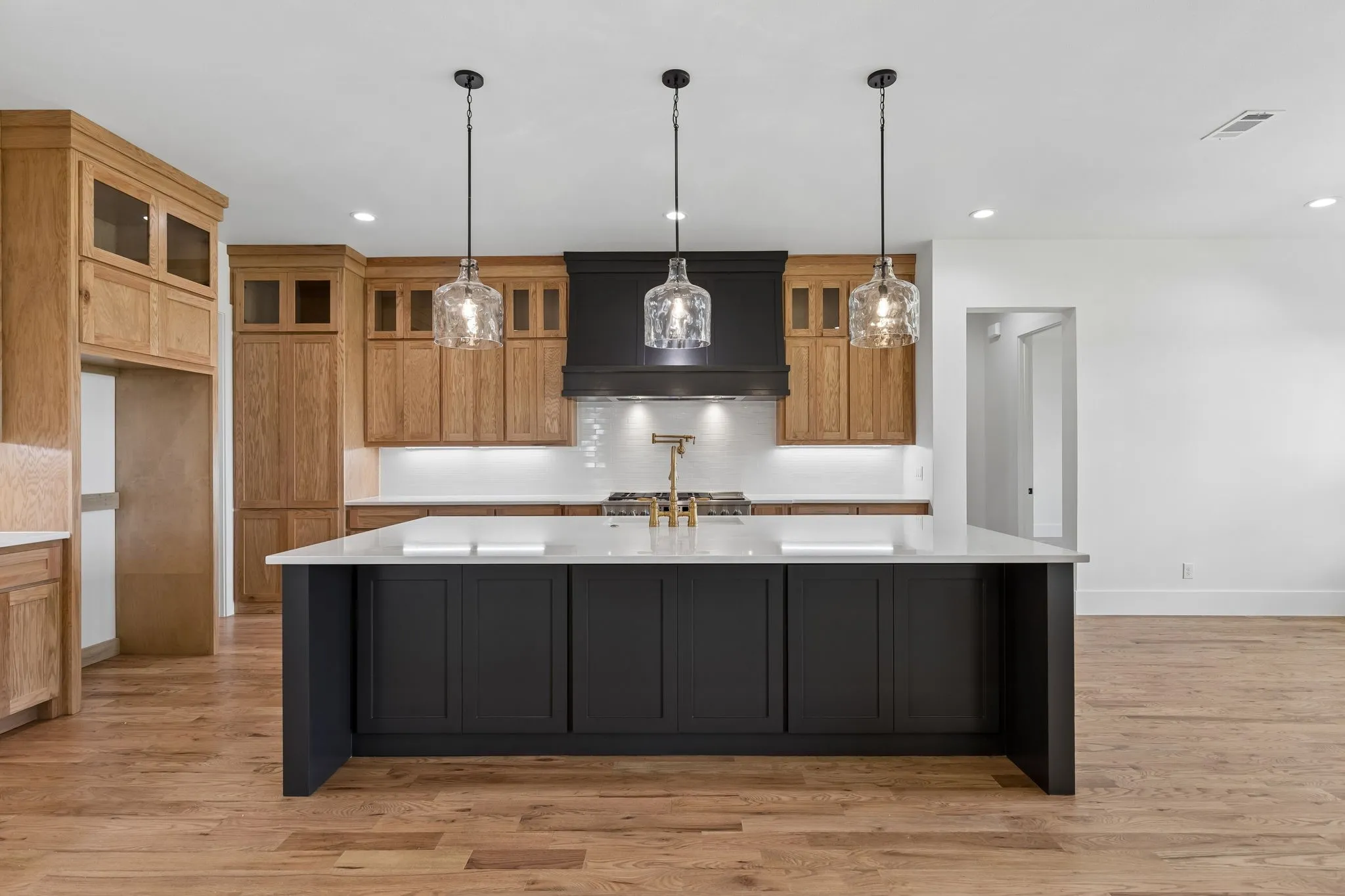 Single Family Residence For Sale in Parker County , 2053 Preserve Trail, Weatherford, Texas 76088, 4 Bedroom, 3 Bathroom, 3 Garage spaces, 3,114 Sqft, built in 2026, mls#21382395, Real Estate Agent in Weatherford, Homes For Sale in Parker county, Homes For Sale in Weatherford, Realtor in Weatherford Texas, Real Estate Brokerage Independent Realty Texas, Luminita Cordes Realtor