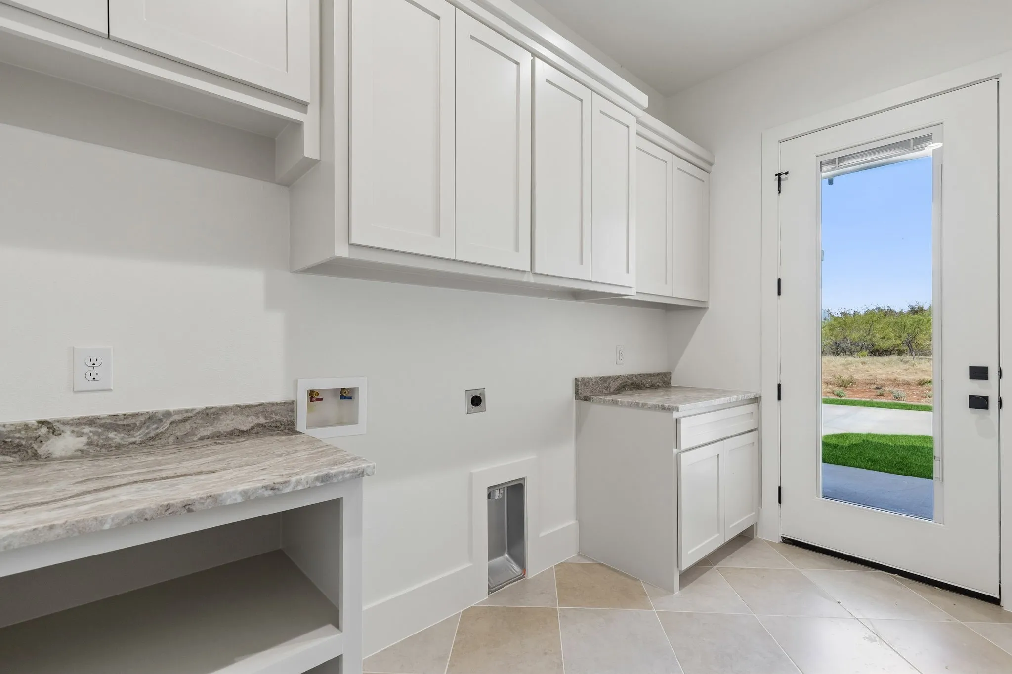 Single Family Residence For Sale in Parker County , 2053 Preserve Trail, Weatherford, Texas 76088, 4 Bedroom, 3 Bathroom, 3 Garage spaces, 3,114 Sqft, built in 2026, mls#21382395, Real Estate Agent in Weatherford, Homes For Sale in Parker county, Homes For Sale in Weatherford, Realtor in Weatherford Texas, Real Estate Brokerage Independent Realty Texas, Luminita Cordes Realtor