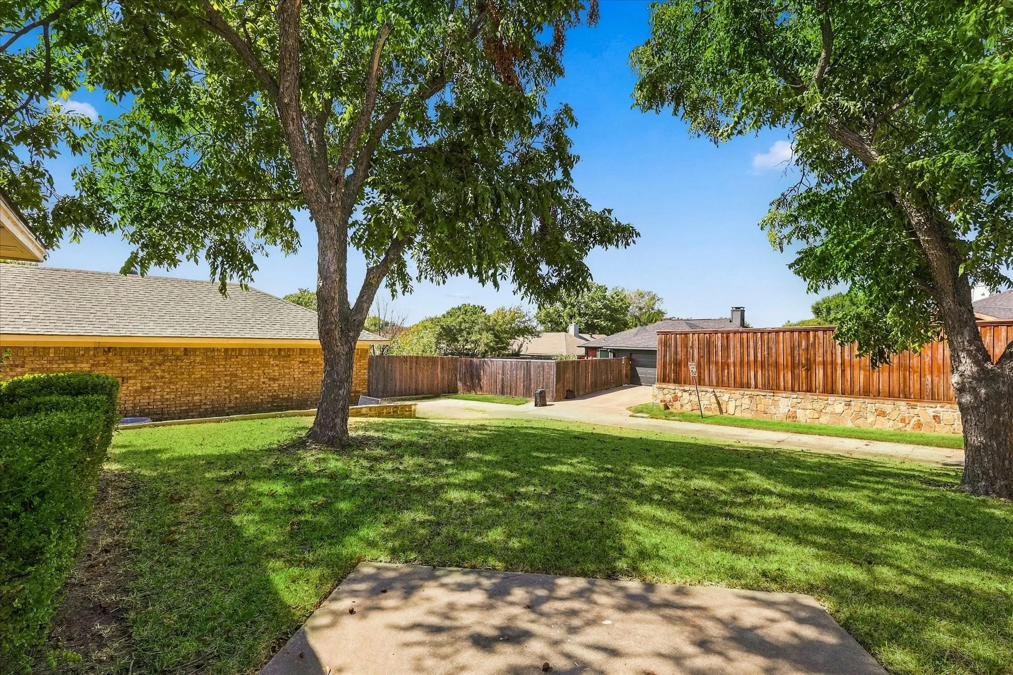 Single Family Residence For Sale in Dallas County , 648 Coats Street, Coppell, Texas 75019, 3 Bedroom, 2 Bathroom, 2 Garage spaces, 1,585 Sqft, built in 1985, mls#21386756, Real Estate Agent in Coppell, Homes For Sale in Dallas county, Homes For Sale in Coppell, Realtor in Coppell Texas, Real Estate Brokerage Independent Realty Texas, Luminita Cordes Realtor