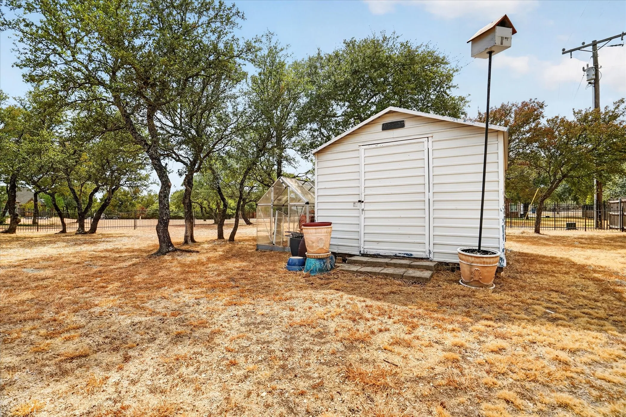 Single Family Residence For Sale in Parker County , 197 Deer Creek Drive, Aledo, Texas 76008, 4 Bedroom, 3 Bathroom, 3 Garage spaces, 2,806 Sqft, built in 2003, mls#21387354, Real Estate Agent in Aledo, Homes For Sale in Parker county, Homes For Sale in Aledo, Realtor in Aledo Texas, Real Estate Brokerage Independent Realty Texas, Luminita Cordes Realtor