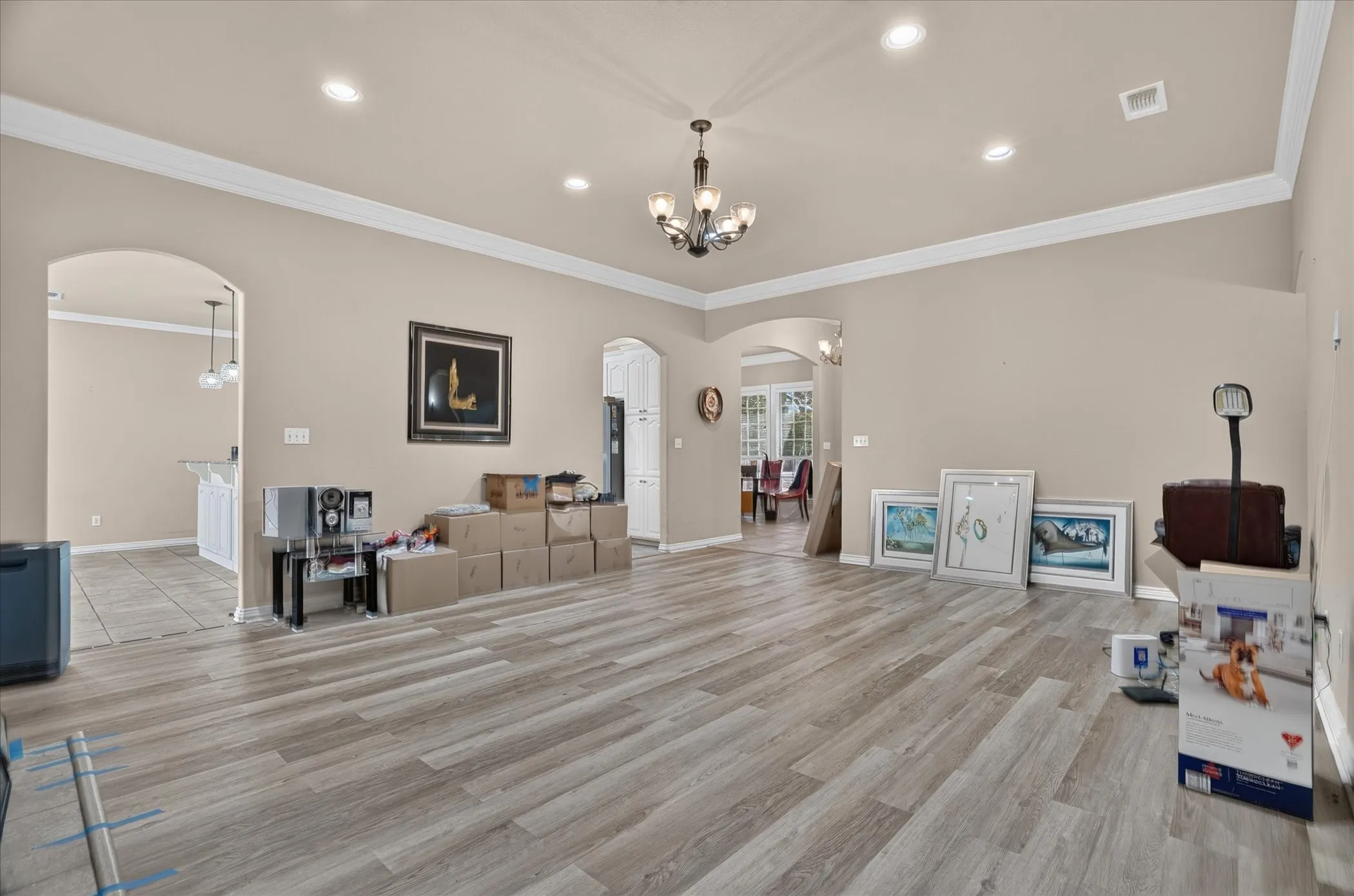 Single Family Residence For Sale in Parker County , 197 Deer Creek Drive, Aledo, Texas 76008, 4 Bedroom, 3 Bathroom, 3 Garage spaces, 2,806 Sqft, built in 2003, mls#21387354, Real Estate Agent in Aledo, Homes For Sale in Parker county, Homes For Sale in Aledo, Realtor in Aledo Texas, Real Estate Brokerage Independent Realty Texas, Luminita Cordes Realtor