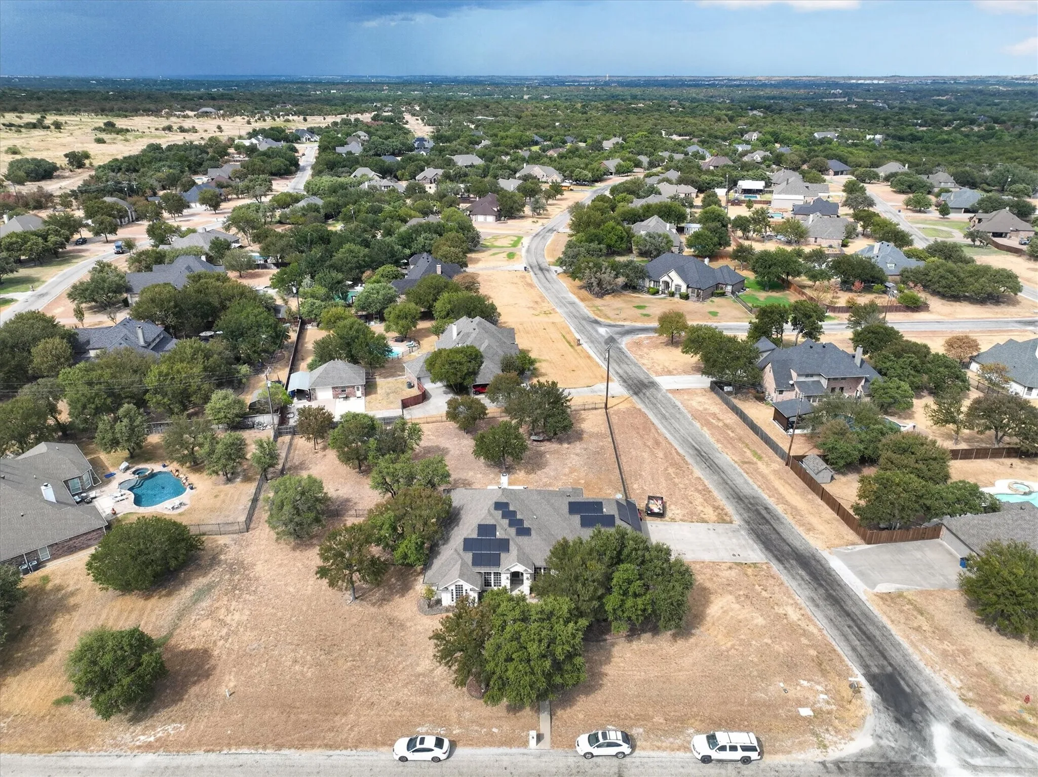 Single Family Residence For Sale in Parker County , 197 Deer Creek Drive, Aledo, Texas 76008, 4 Bedroom, 3 Bathroom, 3 Garage spaces, 2,806 Sqft, built in 2003, mls#21387354, Real Estate Agent in Aledo, Homes For Sale in Parker county, Homes For Sale in Aledo, Realtor in Aledo Texas, Real Estate Brokerage Independent Realty Texas, Luminita Cordes Realtor