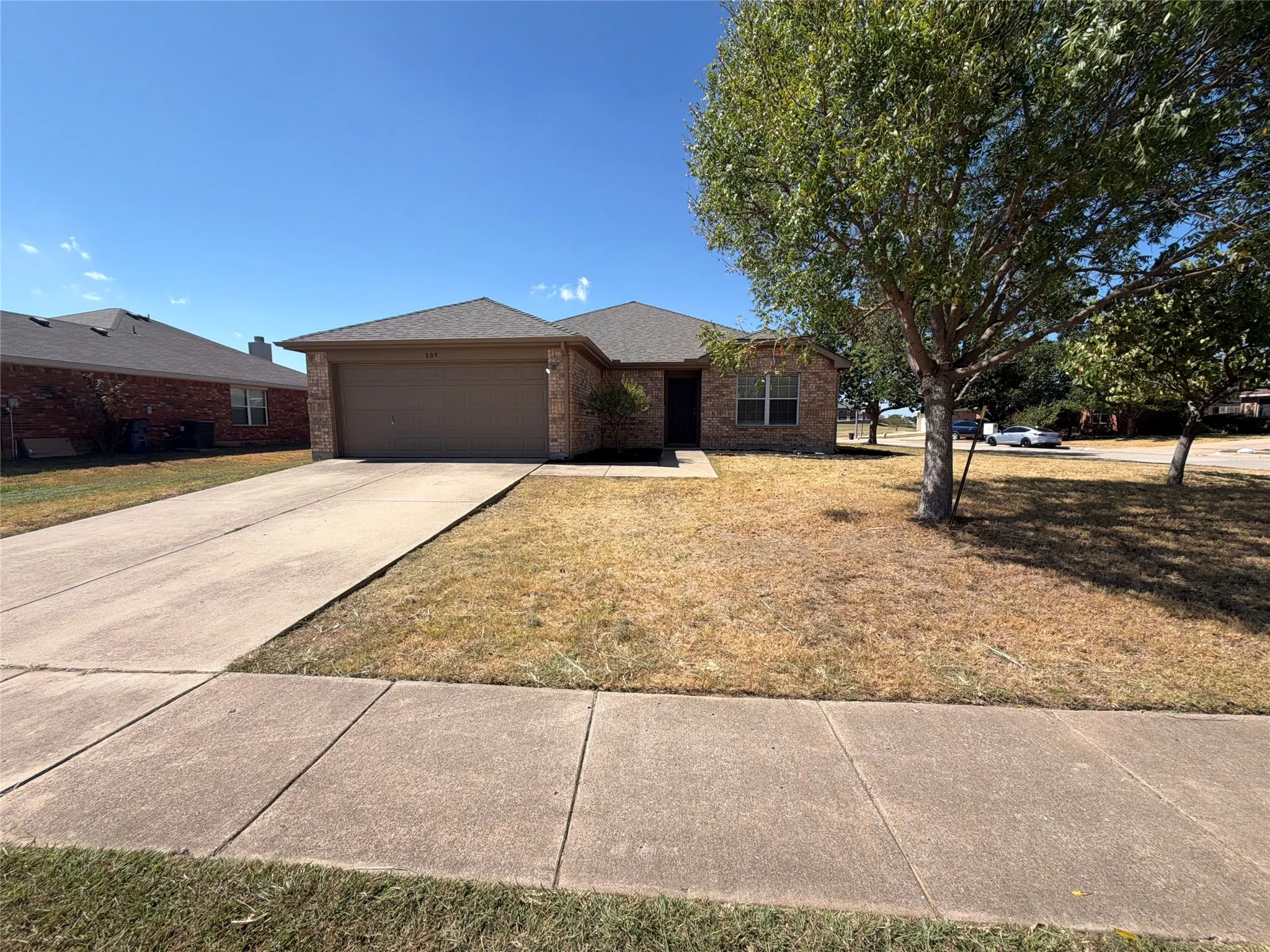 Single Family Residence For Sale in Johnson County , 809 Canyon Cove Drive, Burleson, Texas 76028, 3 Bedroom, 2 Bathroom, 2 Garage spaces, 1,379 Sqft, built in 2003, mls#21387567, Real Estate Agent in Burleson, Homes For Sale in Johnson county, Homes For Sale in Burleson, Realtor in Burleson Texas, Real Estate Brokerage Independent Realty Texas, Luminita Cordes Realtor