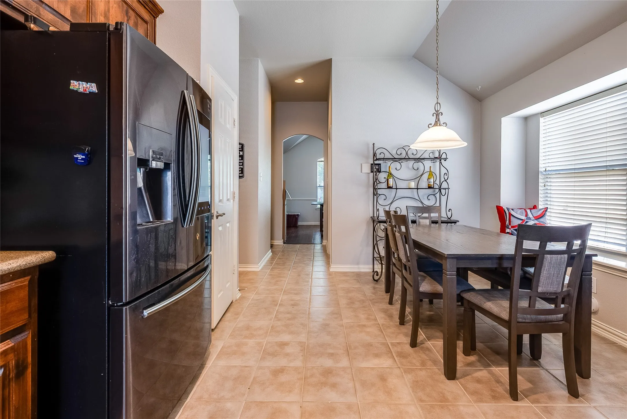 Single Family Residence For Rent in Denton County , 2824 Dawn Spring Drive, Little Elm, Texas 75068, 3 Bedroom, 2 Bathroom, 2 Garage spaces, 1,864 Sqft, built in 2006, mls#21387573, Real Estate Agent in Little Elm, Homes For Rent in Denton county, Homes For Rent in Little Elm, Realtor in Little Elm Texas, Real Estate Brokerage Independent Realty Texas, Luminita Cordes Realtor