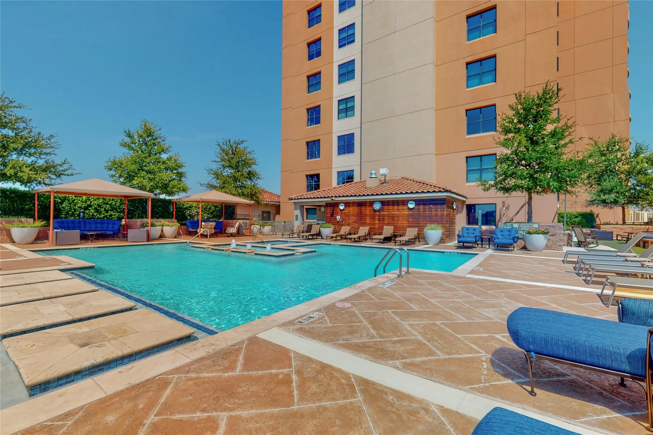 Condominium For Rent in Dallas County , 330 Las Colinas Boulevard E 168, Irving, Texas 75039, 1 Bedroom, 1 Bathroom, 1 Garage spaces, 861 Sqft, built in 2001, mls#21386759, Real Estate Agent in Irving, Homes For Rent in Dallas county, Homes For Rent in Irving, Realtor in Irving Texas, Real Estate Brokerage Independent Realty Texas, Luminita Cordes Realtor