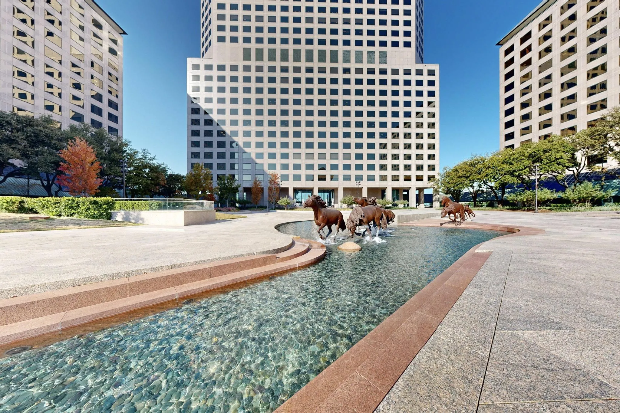 Condominium For Rent in Dallas County , 330 Las Colinas Boulevard E 168, Irving, Texas 75039, 1 Bedroom, 1 Bathroom, 1 Garage spaces, 861 Sqft, built in 2001, mls#21386759, Real Estate Agent in Irving, Homes For Rent in Dallas county, Homes For Rent in Irving, Realtor in Irving Texas, Real Estate Brokerage Independent Realty Texas, Luminita Cordes Realtor