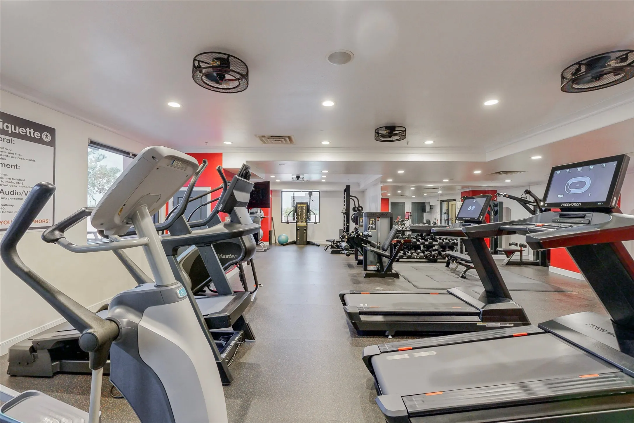 Condominium For Rent in Dallas County , 330 Las Colinas Boulevard E 168, Irving, Texas 75039, 1 Bedroom, 1 Bathroom, 1 Garage spaces, 861 Sqft, built in 2001, mls#21386759, Real Estate Agent in Irving, Homes For Rent in Dallas county, Homes For Rent in Irving, Realtor in Irving Texas, Real Estate Brokerage Independent Realty Texas, Luminita Cordes Realtor