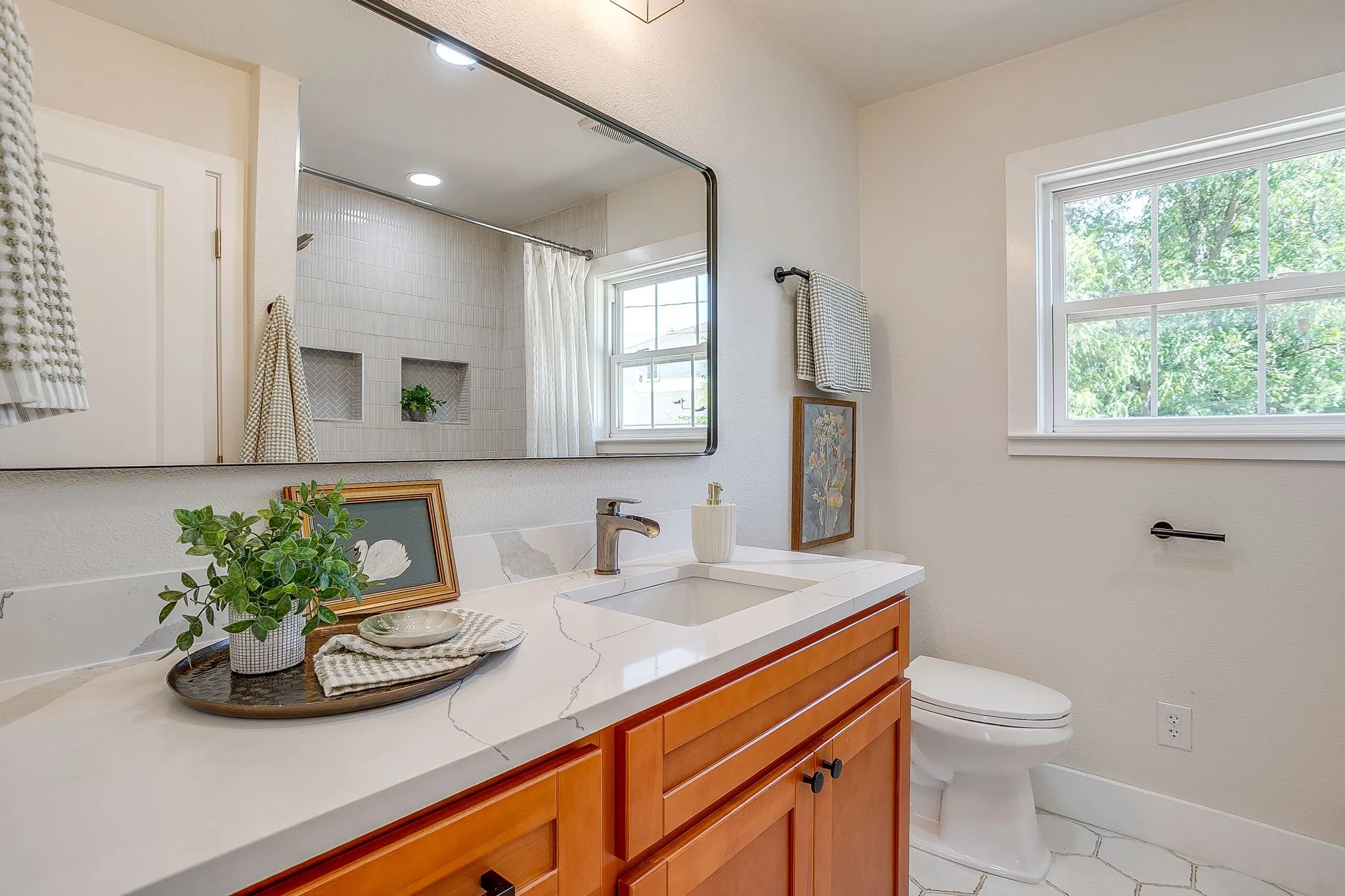 Single Family Residence For Rent in Tarrant County , 3504 Plymouth Avenue, Fort Worth, Texas 76109, 3 Bedroom, 2 Bathroom, Garage spaces, 2,240 Sqft, built in 1948, mls#21387178, Real Estate Agent in Fort Worth, Homes For Rent in Tarrant county, Homes For Rent in Fort Worth, Realtor in Fort Worth Texas, Real Estate Brokerage Independent Realty Texas, Luminita Cordes Realtor