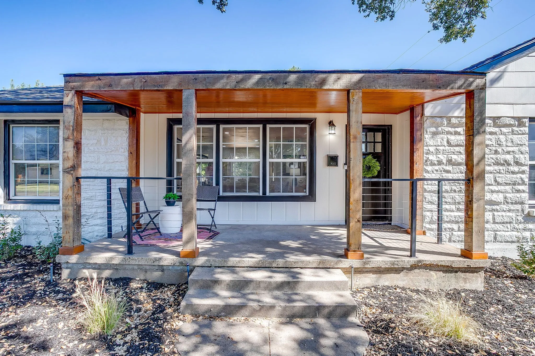 Single Family Residence For Rent in Tarrant County , 3504 Plymouth Avenue, Fort Worth, Texas 76109, 3 Bedroom, 2 Bathroom, Garage spaces, 2,240 Sqft, built in 1948, mls#21387178, Real Estate Agent in Fort Worth, Homes For Rent in Tarrant county, Homes For Rent in Fort Worth, Realtor in Fort Worth Texas, Real Estate Brokerage Independent Realty Texas, Luminita Cordes Realtor
