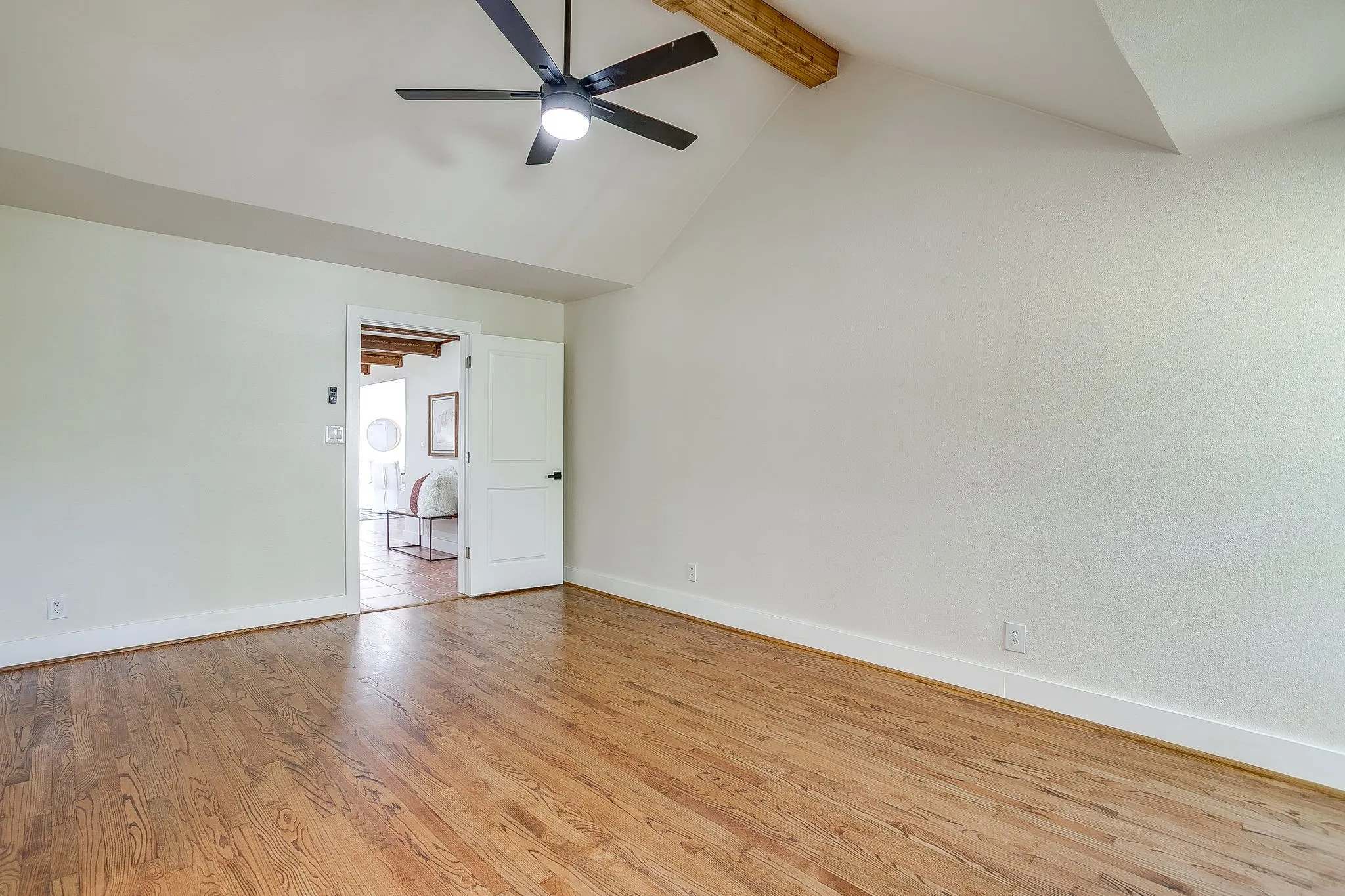 Single Family Residence For Rent in Tarrant County , 3504 Plymouth Avenue, Fort Worth, Texas 76109, 3 Bedroom, 2 Bathroom, Garage spaces, 2,240 Sqft, built in 1948, mls#21387178, Real Estate Agent in Fort Worth, Homes For Rent in Tarrant county, Homes For Rent in Fort Worth, Realtor in Fort Worth Texas, Real Estate Brokerage Independent Realty Texas, Luminita Cordes Realtor