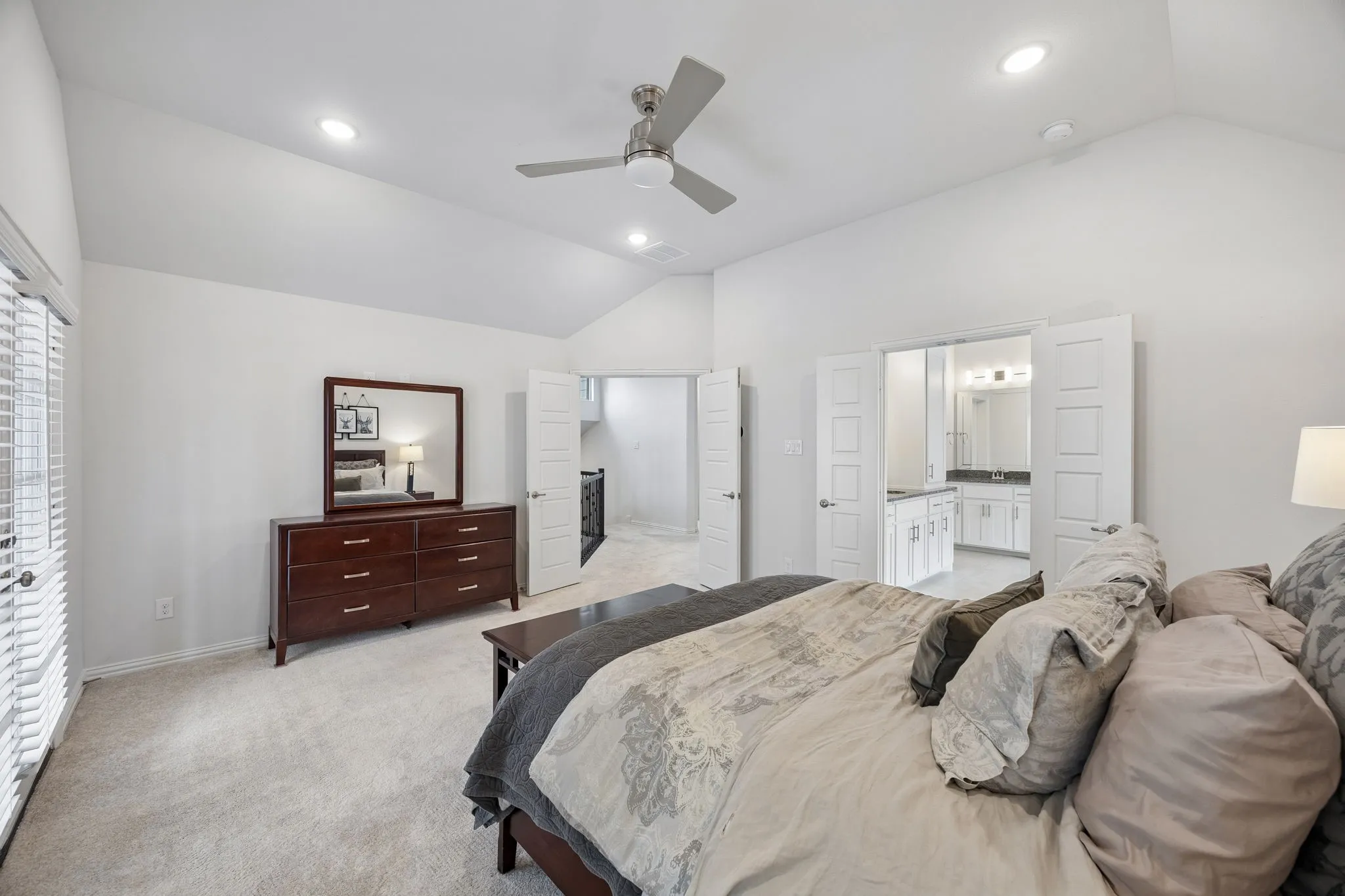 Single Family Residence For Sale in Collin County , 261 Golden Gate Drive, Richardson, Texas 75080, 4 Bedroom, 3 Bathroom, 3 Garage spaces, 2,243 Sqft, built in 2019, mls#21375171, Real Estate Agent in Richardson, Homes For Sale in Collin county, Homes For Sale in Richardson, Realtor in Richardson Texas, Real Estate Brokerage Independent Realty Texas, Luminita Cordes Realtor