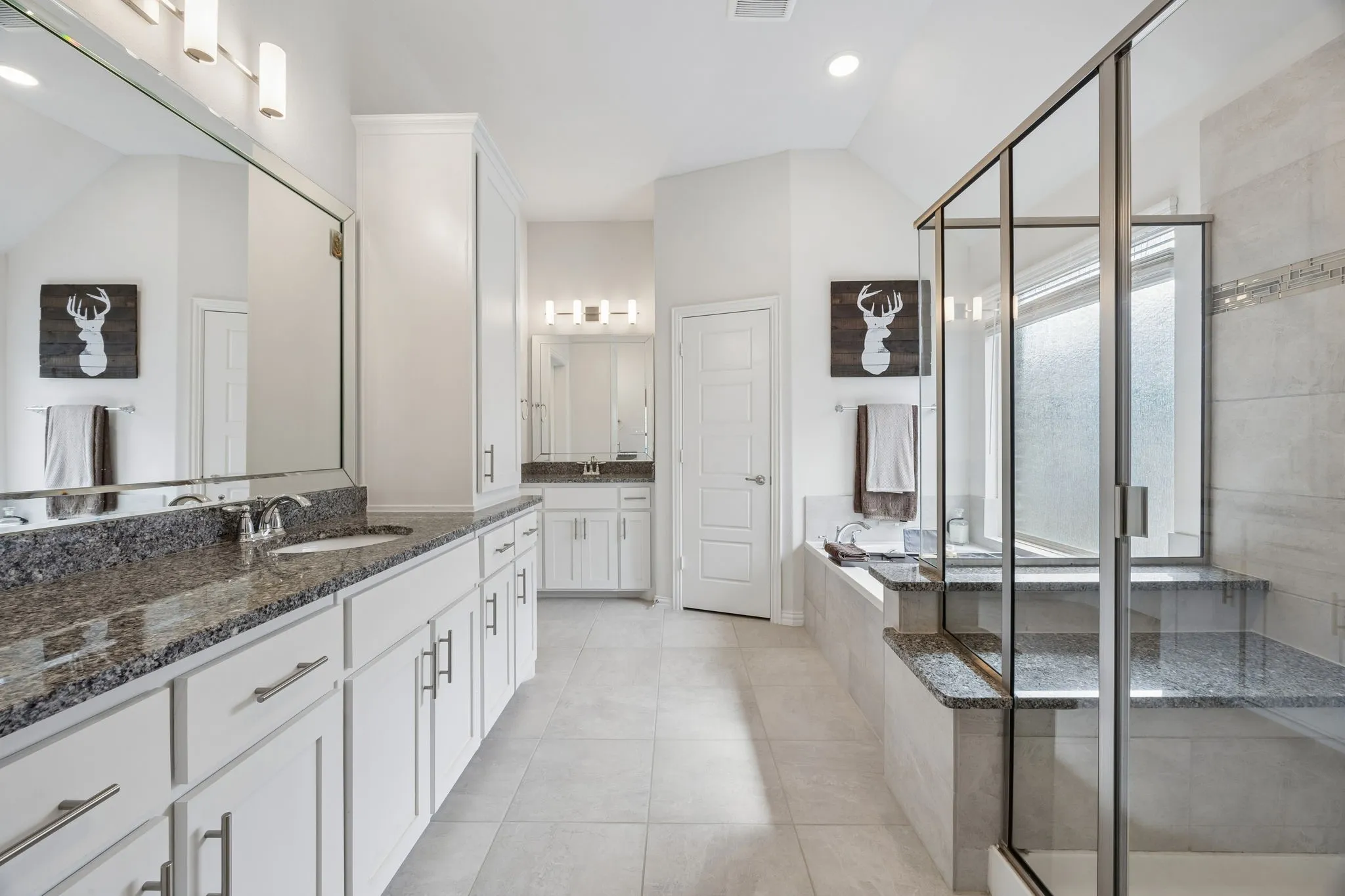 Single Family Residence For Sale in Collin County , 261 Golden Gate Drive, Richardson, Texas 75080, 4 Bedroom, 3 Bathroom, 3 Garage spaces, 2,243 Sqft, built in 2019, mls#21375171, Real Estate Agent in Richardson, Homes For Sale in Collin county, Homes For Sale in Richardson, Realtor in Richardson Texas, Real Estate Brokerage Independent Realty Texas, Luminita Cordes Realtor