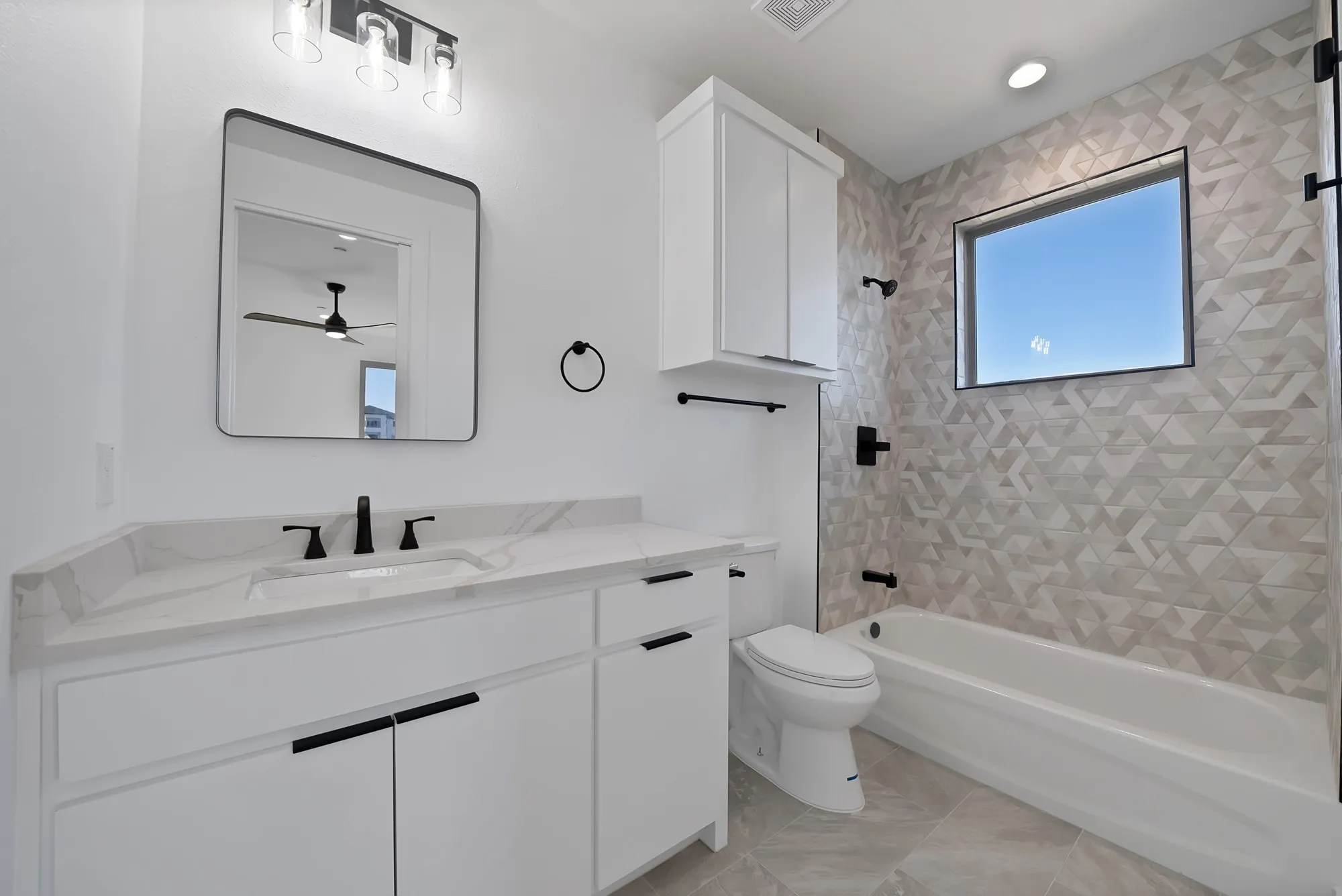Single Family Residence For Sale in Ellis County , 309 Whispering Way, Red Oak, Texas 75154, 4 Bedroom, 4 Bathroom, 2 Garage spaces, 3,122 Sqft, built in 2022, mls#21386981, Real Estate Agent in Red Oak, Homes For Sale in Ellis county, Homes For Sale in Red Oak, Realtor in Red Oak Texas, Real Estate Brokerage Independent Realty Texas, Luminita Cordes Realtor