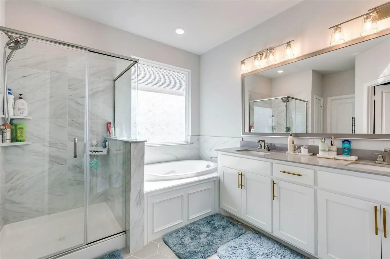 Single Family Residence For Rent in Tarrant County , 1285 Saffron Street, Haslet, Texas 76052, 4 Bedroom, 3 Bathroom, 2 Garage spaces, 2,536 Sqft, built in 2023, mls#21387589, Real Estate Agent in Haslet, Homes For Rent in Tarrant county, Homes For Rent in Haslet, Realtor in Haslet Texas, Real Estate Brokerage Independent Realty Texas, Luminita Cordes Realtor