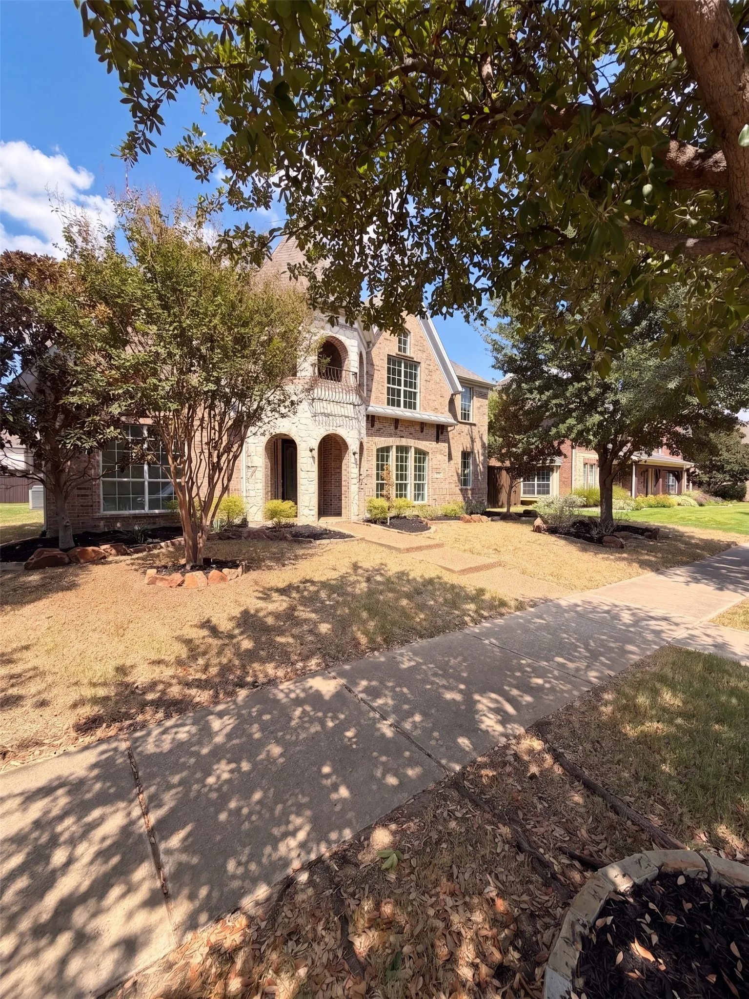 Single Family Residence For Sale in Denton County , 2716 Dearborn Lane, Frisco, Texas 75036, 5 Bedroom, 3 Bathroom, 2 Garage spaces, 3,593 Sqft, built in 2006, mls#21387586, Real Estate Agent in Frisco, Homes For Sale in Denton county, Homes For Sale in Frisco, Realtor in Frisco Texas, Real Estate Brokerage Independent Realty Texas, Luminita Cordes Realtor