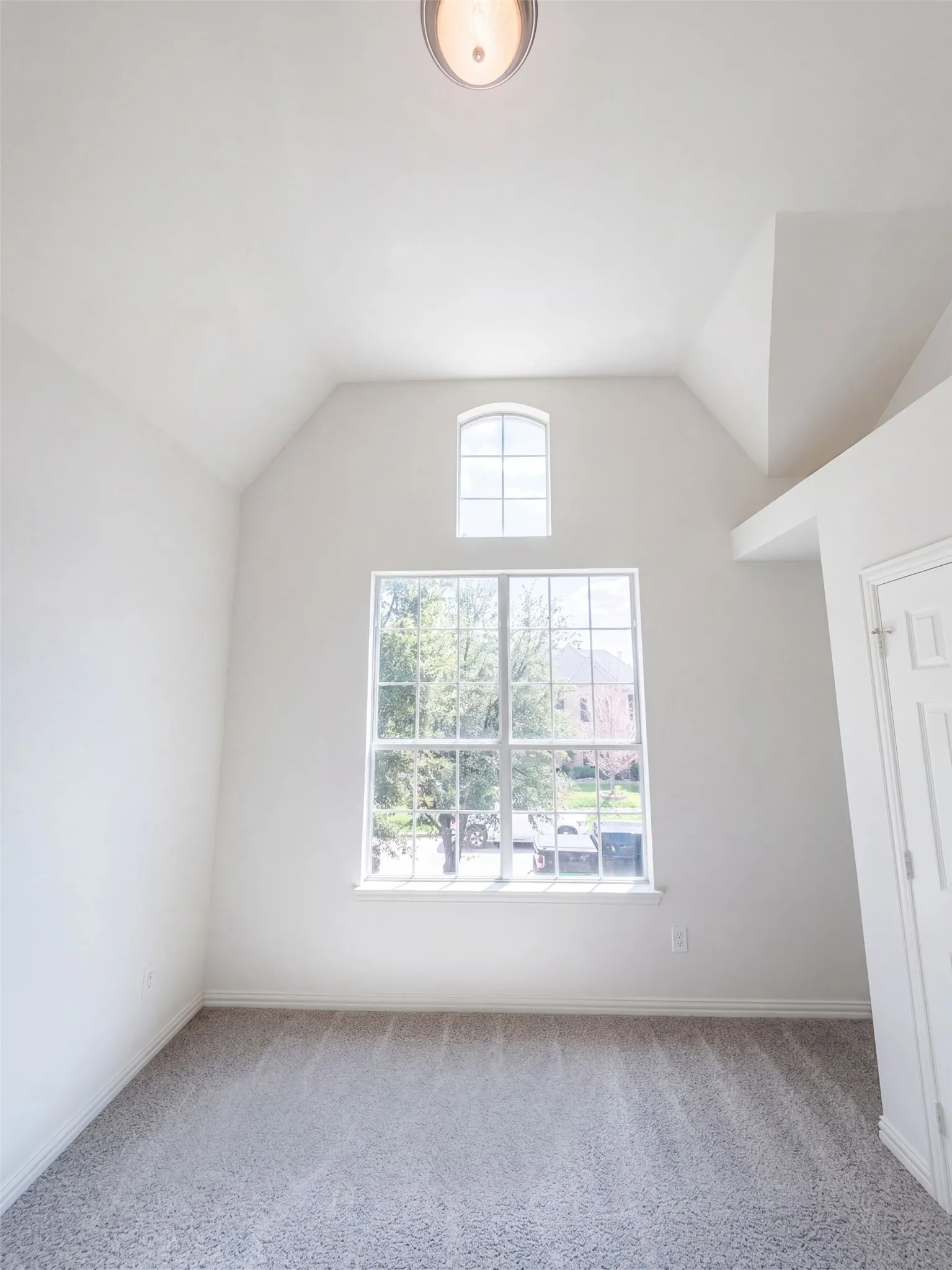 Single Family Residence For Sale in Denton County , 2716 Dearborn Lane, Frisco, Texas 75036, 5 Bedroom, 3 Bathroom, 2 Garage spaces, 3,593 Sqft, built in 2006, mls#21387586, Real Estate Agent in Frisco, Homes For Sale in Denton county, Homes For Sale in Frisco, Realtor in Frisco Texas, Real Estate Brokerage Independent Realty Texas, Luminita Cordes Realtor