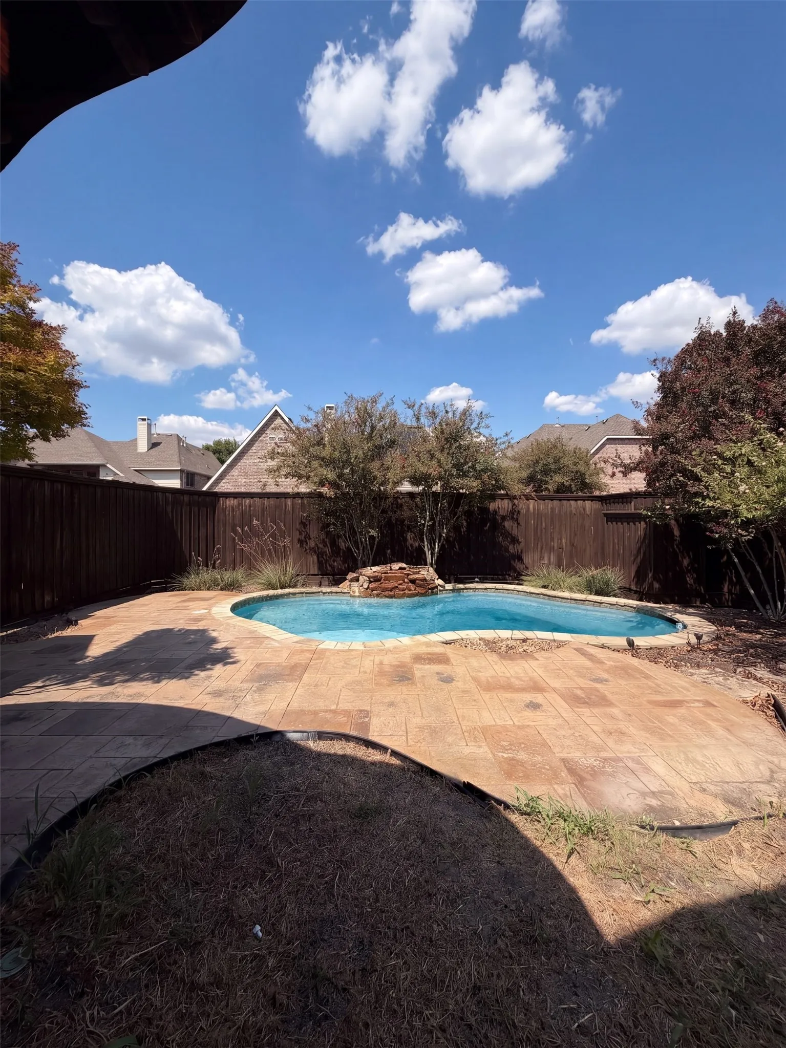 Single Family Residence For Sale in Denton County , 2716 Dearborn Lane, Frisco, Texas 75036, 5 Bedroom, 3 Bathroom, 2 Garage spaces, 3,593 Sqft, built in 2006, mls#21387586, Real Estate Agent in Frisco, Homes For Sale in Denton county, Homes For Sale in Frisco, Realtor in Frisco Texas, Real Estate Brokerage Independent Realty Texas, Luminita Cordes Realtor