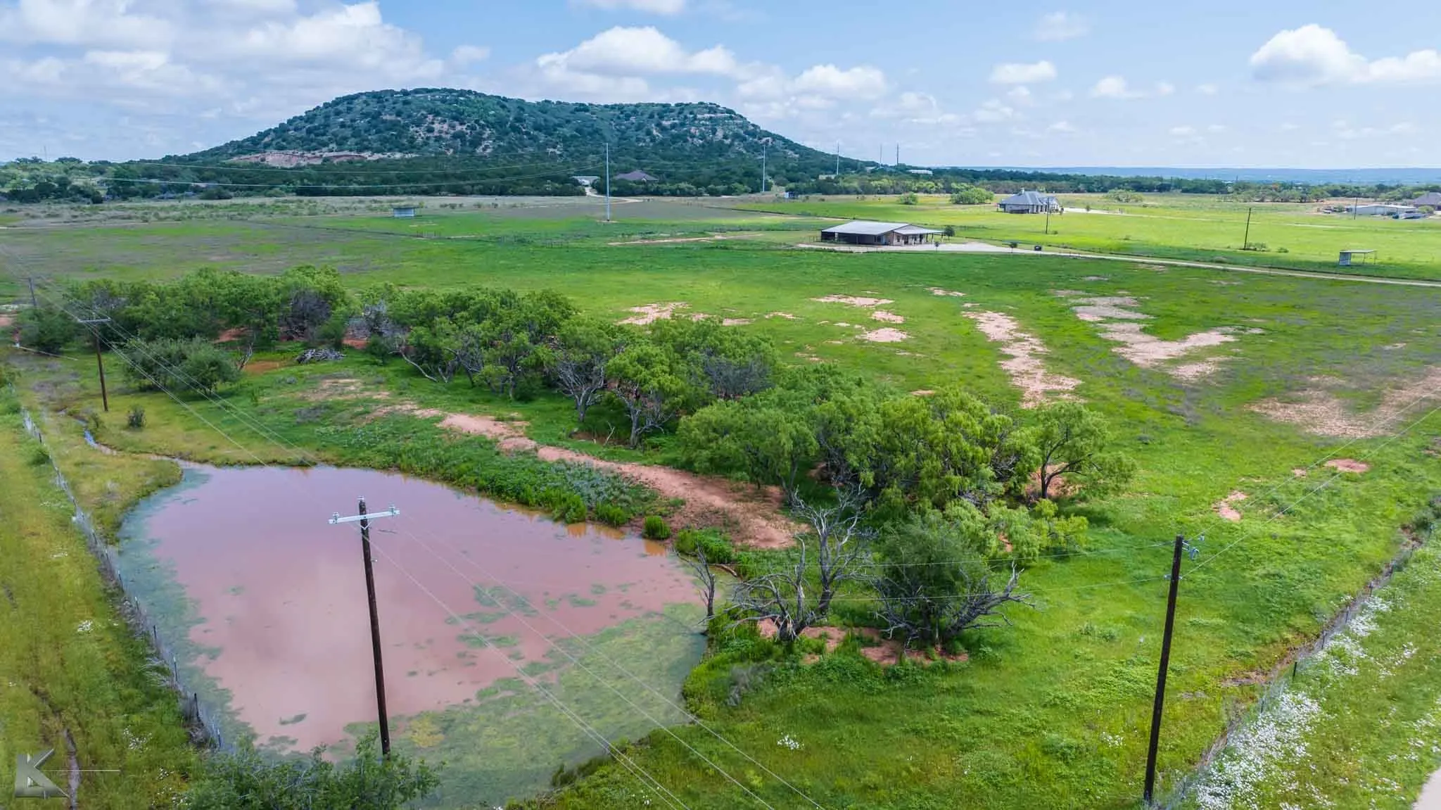 Single Family Residence For Sale in Taylor County , 2574 County Road 162, Ovalo, Texas 79541, 4 Bedroom, 2 Bathroom, Garage spaces, 2,400 Sqft, built in 2013, mls#21387592, Real Estate Agent in Ovalo, Homes For Sale in Taylor county, Homes For Sale in Ovalo, Realtor in Ovalo Texas, Real Estate Brokerage Independent Realty Texas, Luminita Cordes Realtor