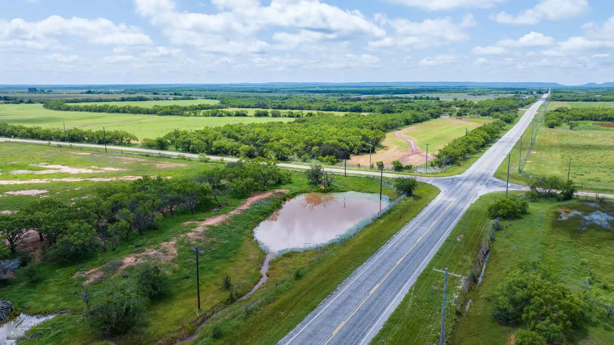 Single Family Residence For Sale in Taylor County , 2574 County Road 162, Ovalo, Texas 79541, 4 Bedroom, 2 Bathroom, Garage spaces, 2,400 Sqft, built in 2013, mls#21387592, Real Estate Agent in Ovalo, Homes For Sale in Taylor county, Homes For Sale in Ovalo, Realtor in Ovalo Texas, Real Estate Brokerage Independent Realty Texas, Luminita Cordes Realtor