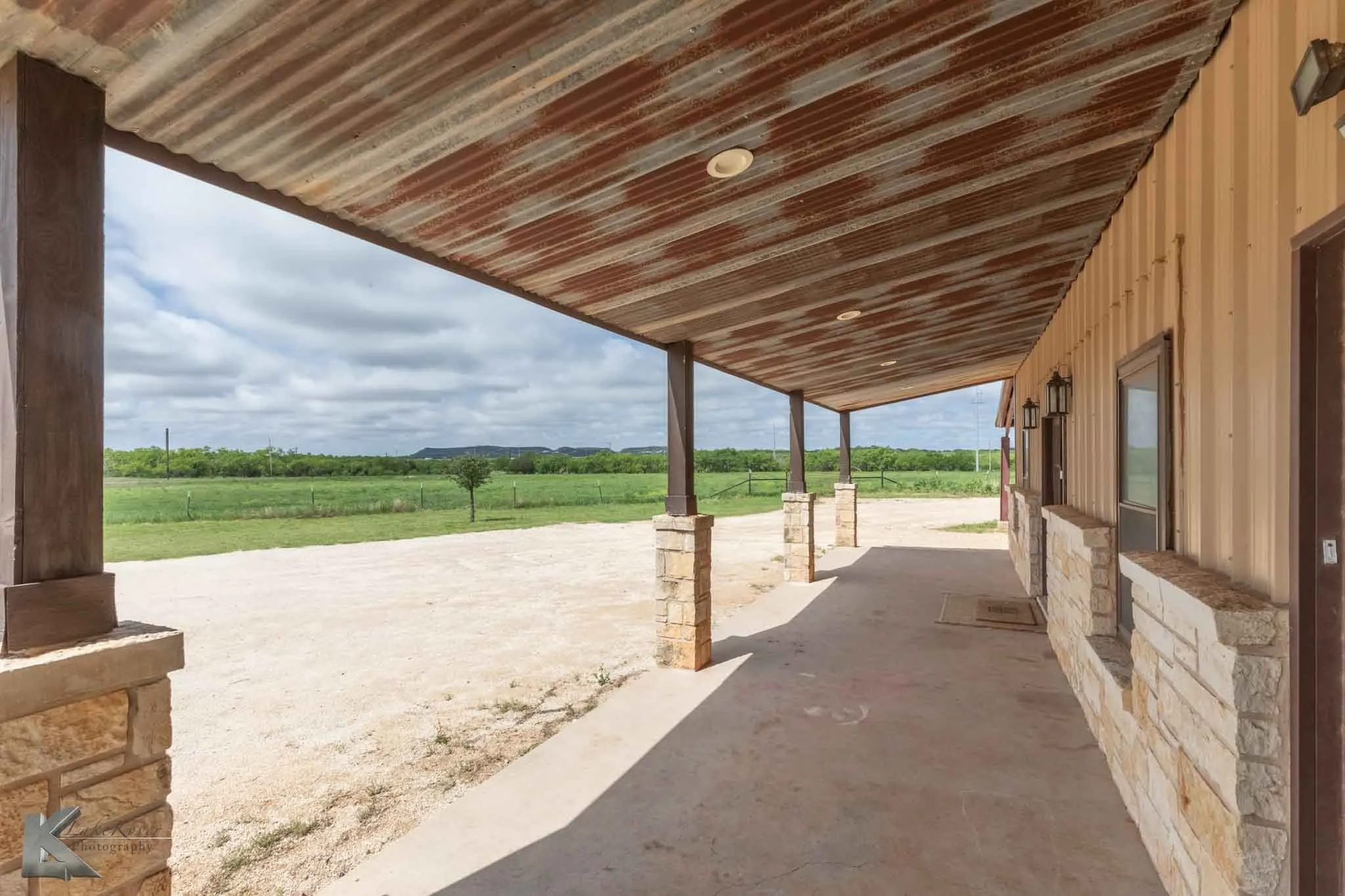 Single Family Residence For Sale in Taylor County , 2574 County Road 162, Ovalo, Texas 79541, 4 Bedroom, 2 Bathroom, Garage spaces, 2,400 Sqft, built in 2013, mls#21387592, Real Estate Agent in Ovalo, Homes For Sale in Taylor county, Homes For Sale in Ovalo, Realtor in Ovalo Texas, Real Estate Brokerage Independent Realty Texas, Luminita Cordes Realtor