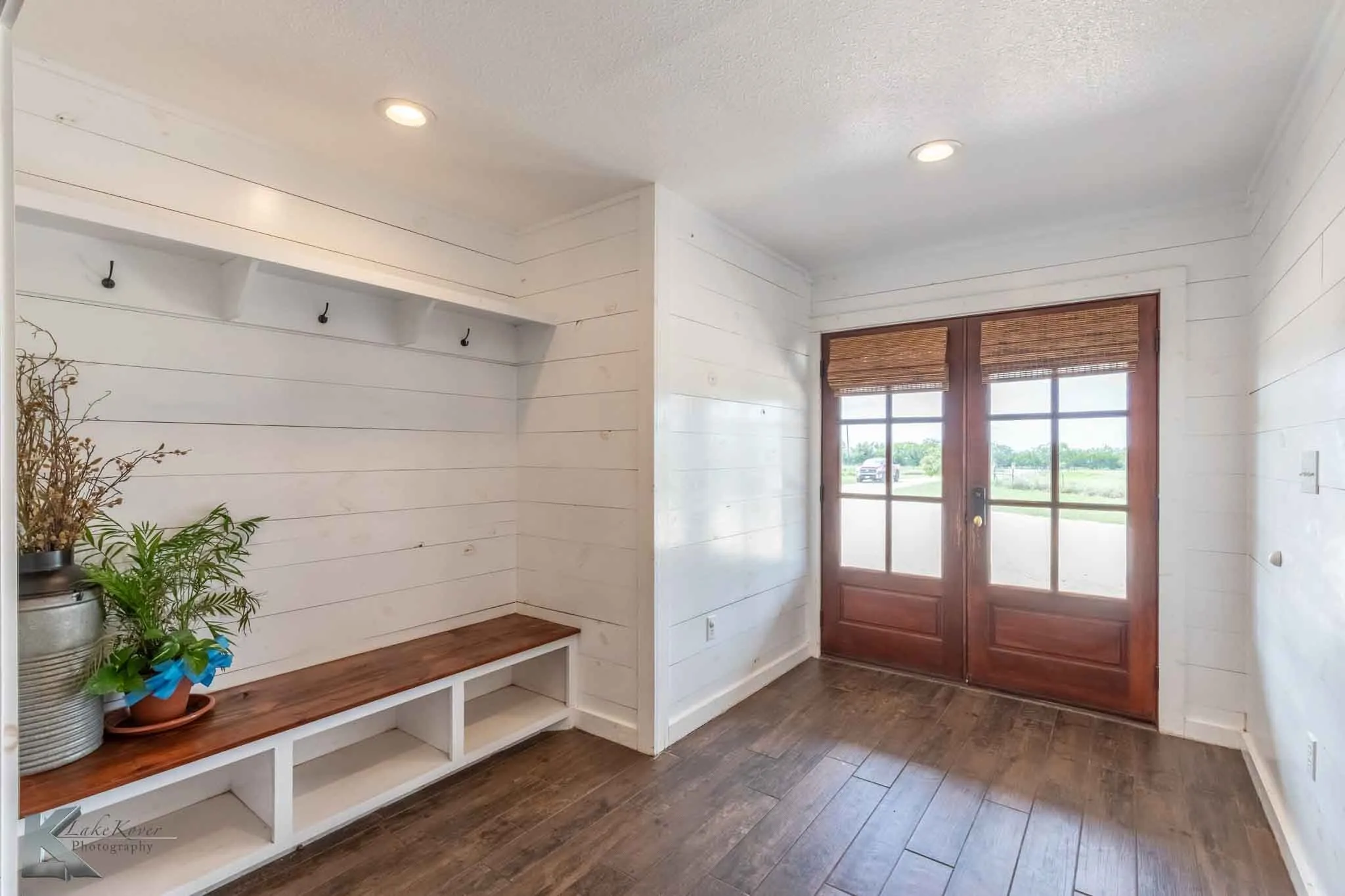 Single Family Residence For Sale in Taylor County , 2574 County Road 162, Ovalo, Texas 79541, 4 Bedroom, 2 Bathroom, Garage spaces, 2,400 Sqft, built in 2013, mls#21387592, Real Estate Agent in Ovalo, Homes For Sale in Taylor county, Homes For Sale in Ovalo, Realtor in Ovalo Texas, Real Estate Brokerage Independent Realty Texas, Luminita Cordes Realtor