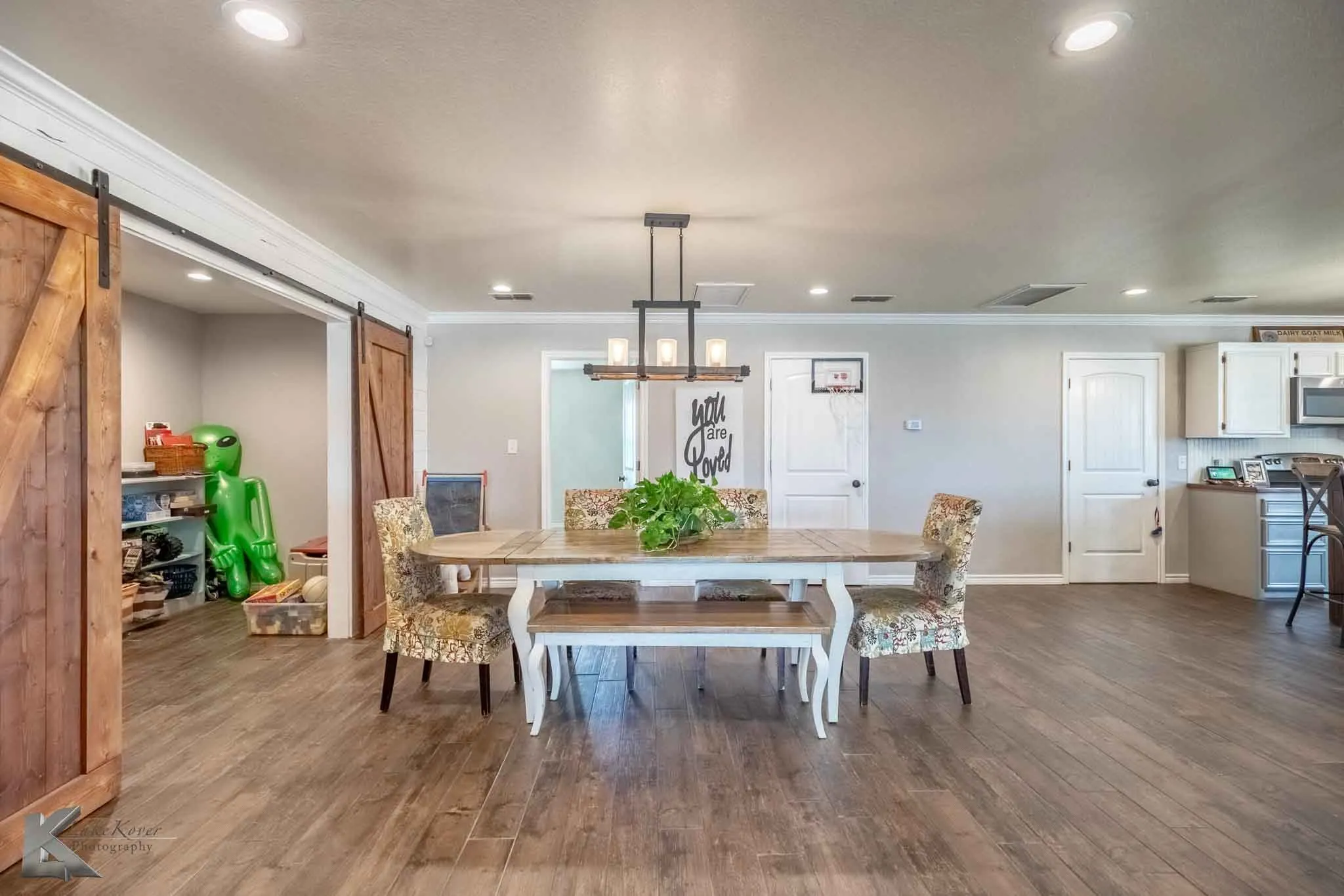 Single Family Residence For Sale in Taylor County , 2574 County Road 162, Ovalo, Texas 79541, 4 Bedroom, 2 Bathroom, Garage spaces, 2,400 Sqft, built in 2013, mls#21387592, Real Estate Agent in Ovalo, Homes For Sale in Taylor county, Homes For Sale in Ovalo, Realtor in Ovalo Texas, Real Estate Brokerage Independent Realty Texas, Luminita Cordes Realtor