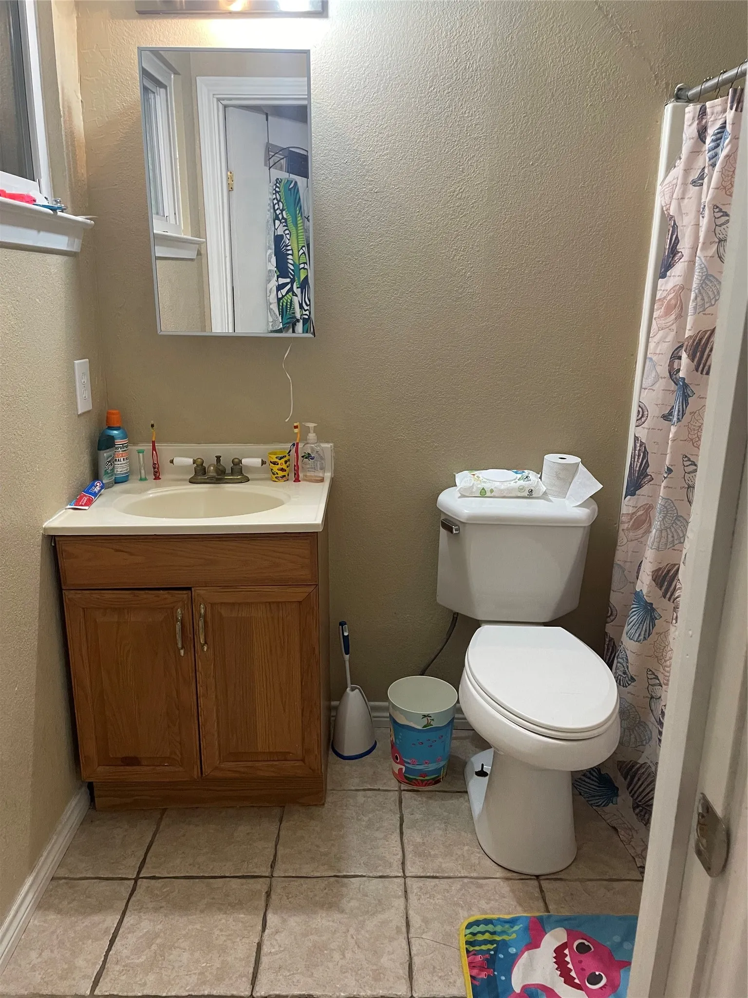 Single Family Residence For Sale in Dallas County , 325 Sparks Drive, Grand Prairie, Texas 75051, 3 Bedroom, 3 Bathroom, Garage spaces, 1,734 Sqft, built in 1964, mls#21387579, Real Estate Agent in Grand Prairie, Homes For Sale in Dallas county, Homes For Sale in Grand Prairie, Realtor in Grand Prairie Texas, Real Estate Brokerage Independent Realty Texas, Luminita Cordes Realtor
