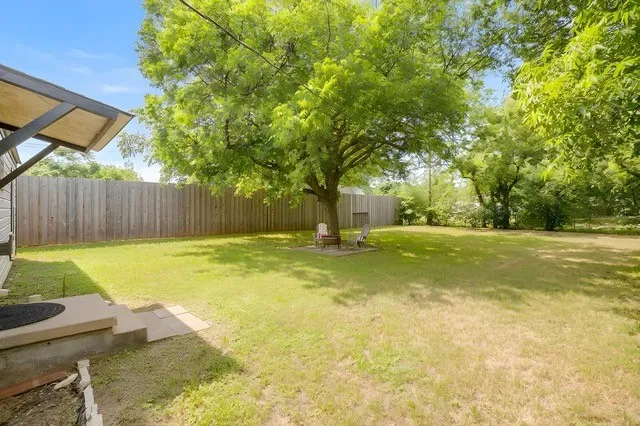 Office For Sale in Hood County , 412 S Morgan Street, Granbury, Texas 76048, 0, 0, Garage spaces, 0 Sqft, built in 1955, mls#21386917, Real Estate Agent in Granbury, Homes For Sale in Hood county, Homes For Sale in Granbury, Realtor in Granbury Texas, Real Estate Brokerage Independent Realty Texas, Luminita Cordes Realtor